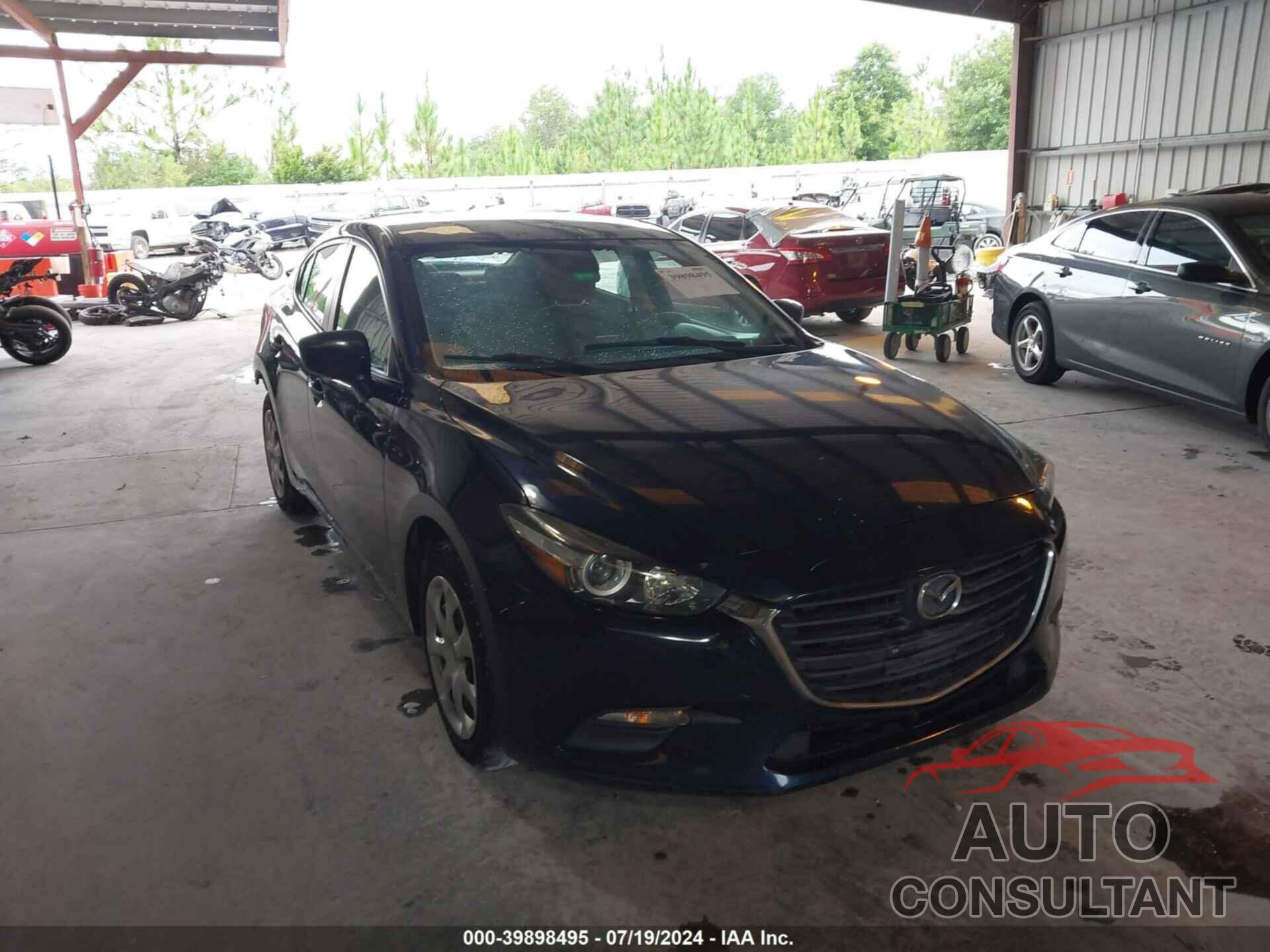 MAZDA MAZDA3 2018 - 3MZBN1U76JM174271