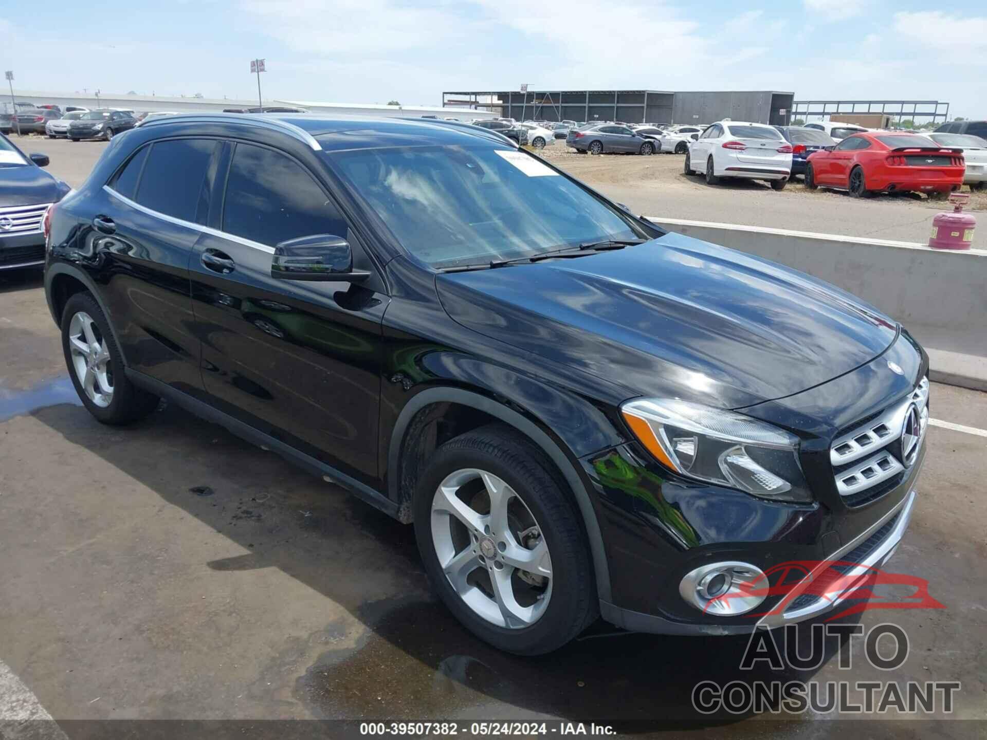 MERCEDES-BENZ GLA 250 2018 - WDCTG4EB7JJ369583