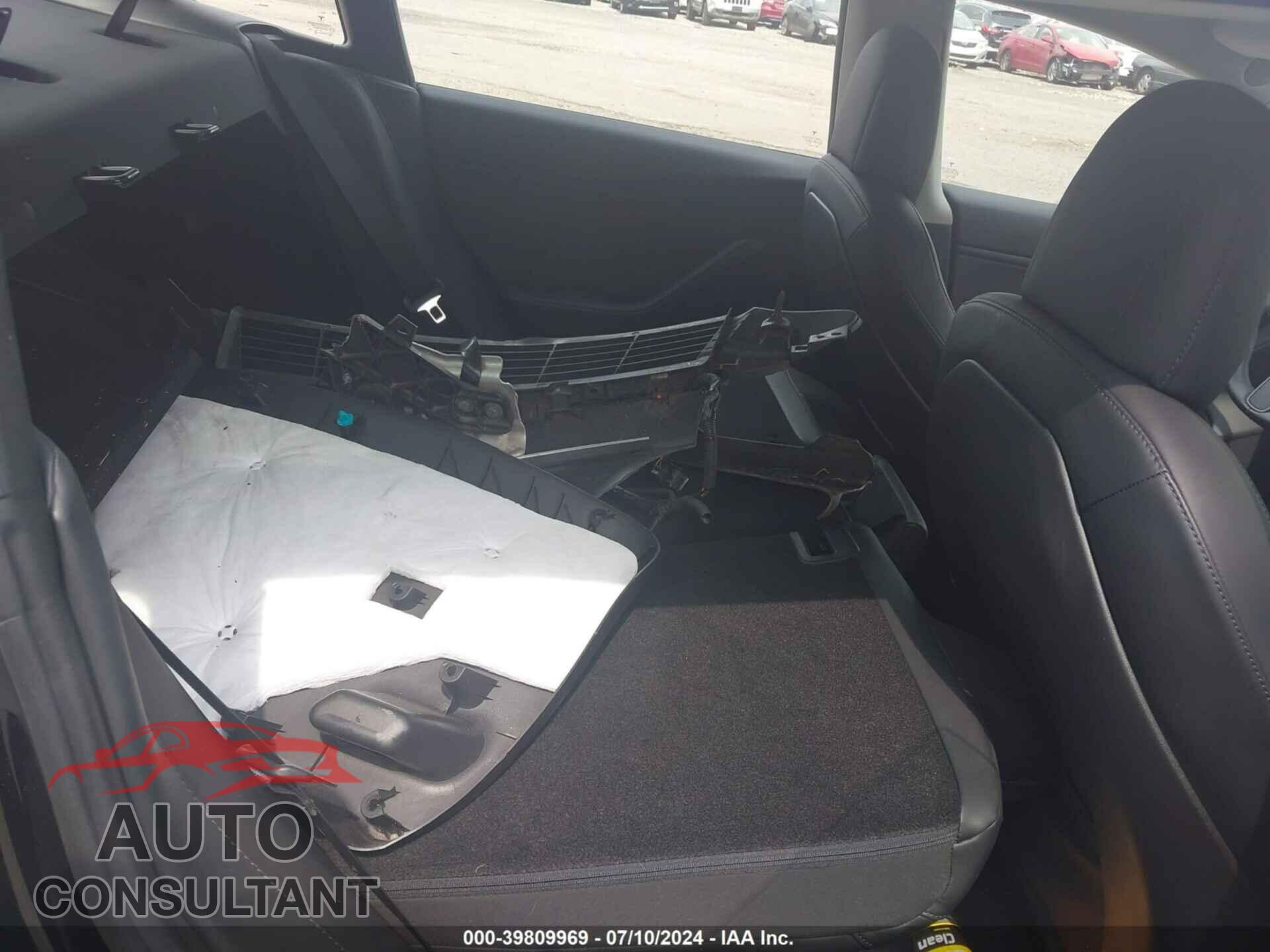TESLA MODEL 3 2018 - 5YJ3E1EA1JF136453