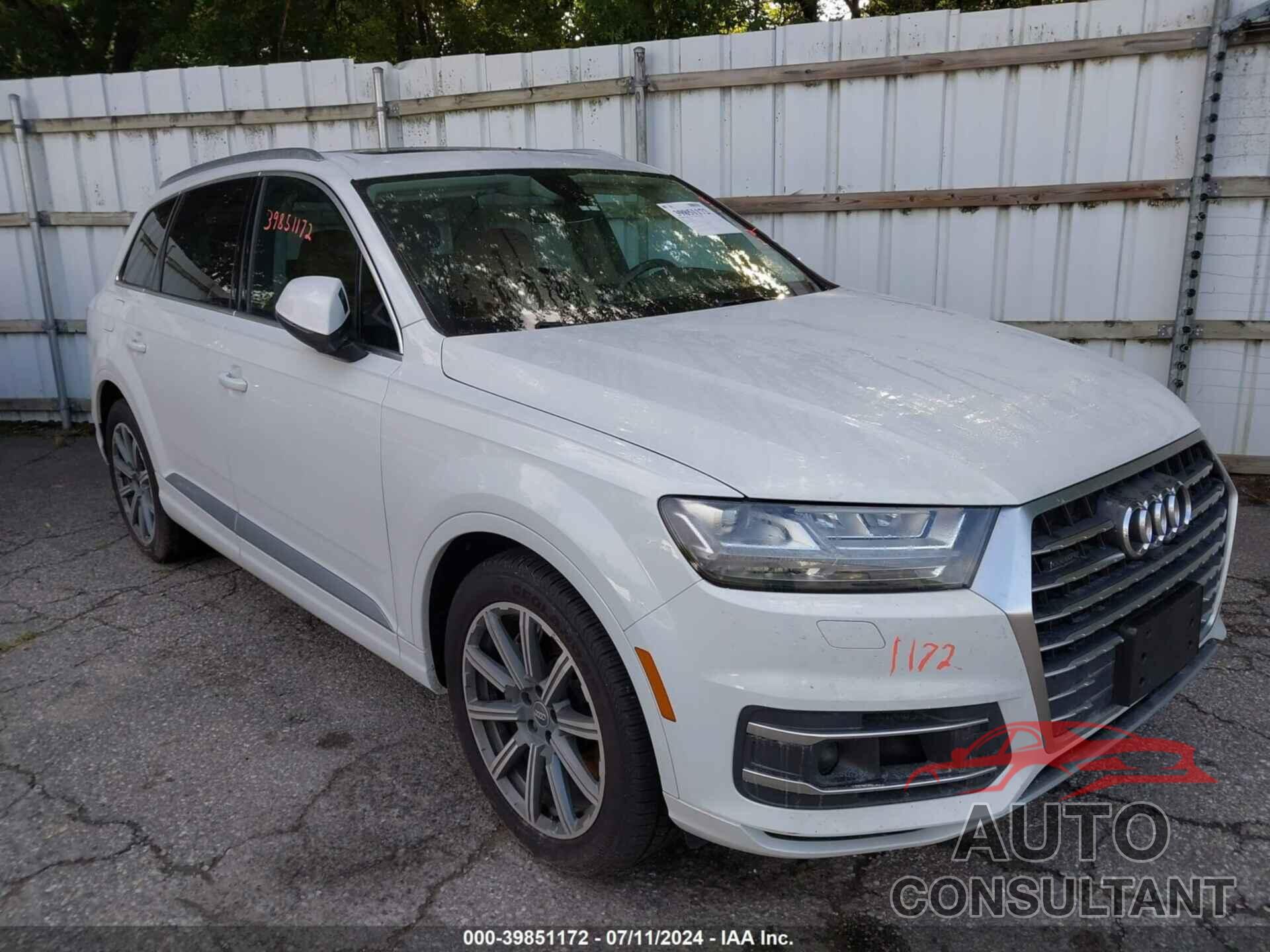 AUDI Q7 2018 - WA1VAAF75JD039006