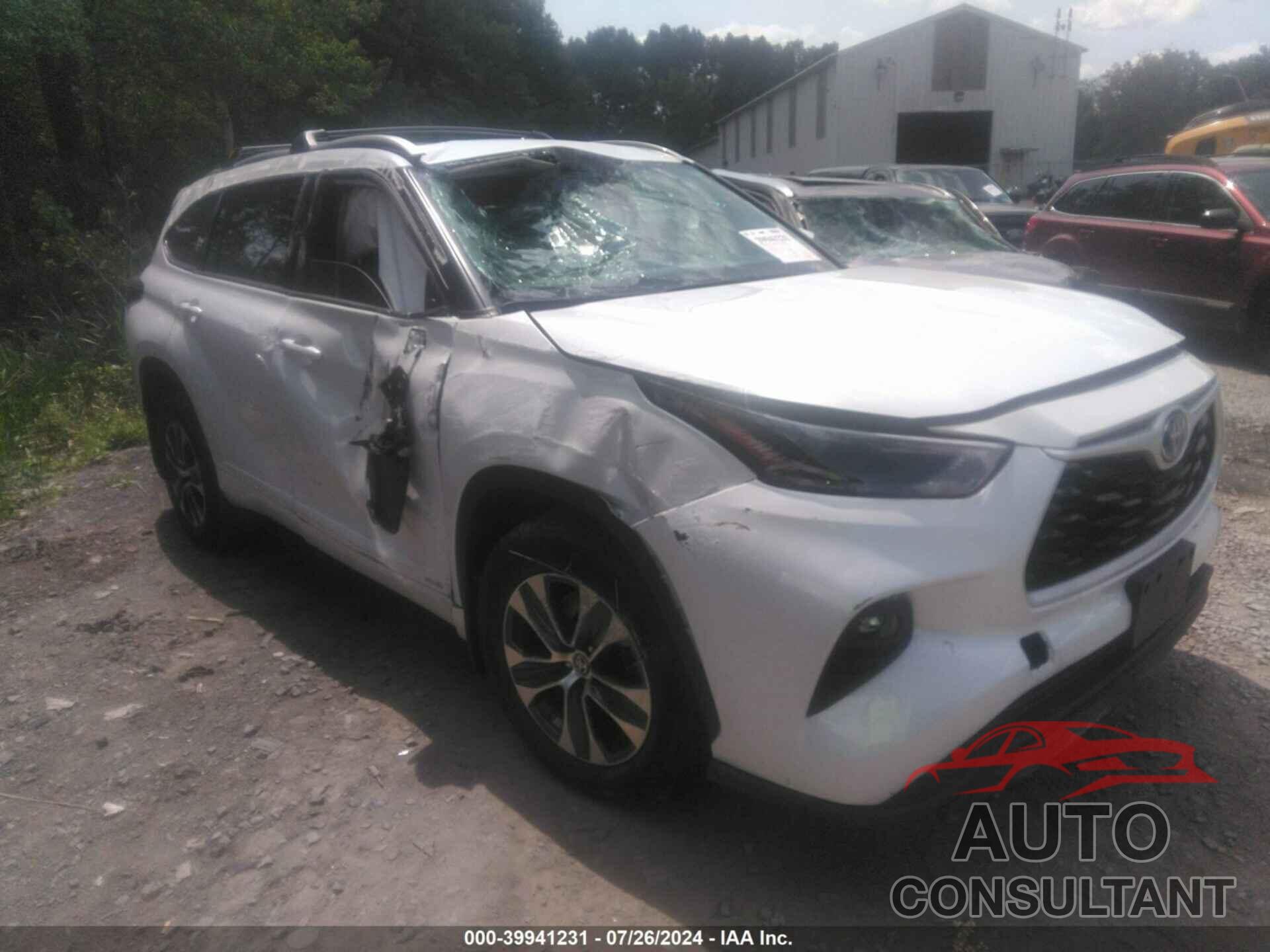 TOYOTA HIGHLANDER 2022 - 5TDGBRCH3NS546553