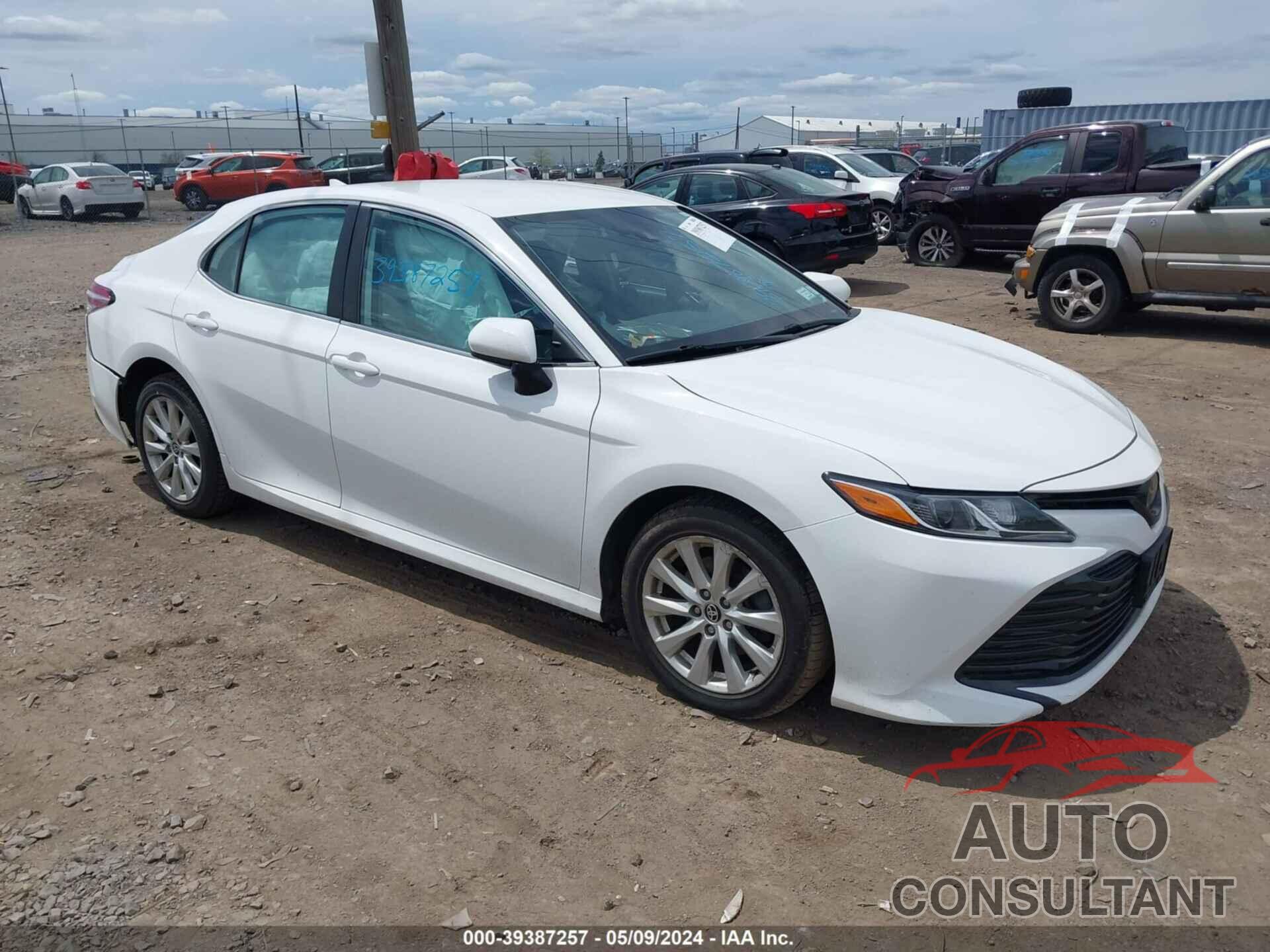 TOYOTA CAMRY 2020 - 4T1C11AK0LU999440