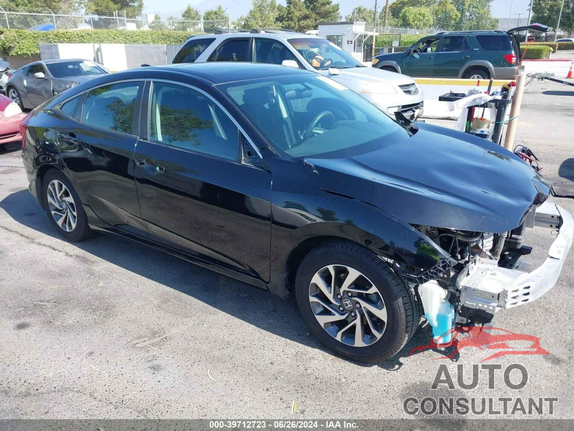 HONDA CIVIC 2018 - 2HGFC2F79JH605568