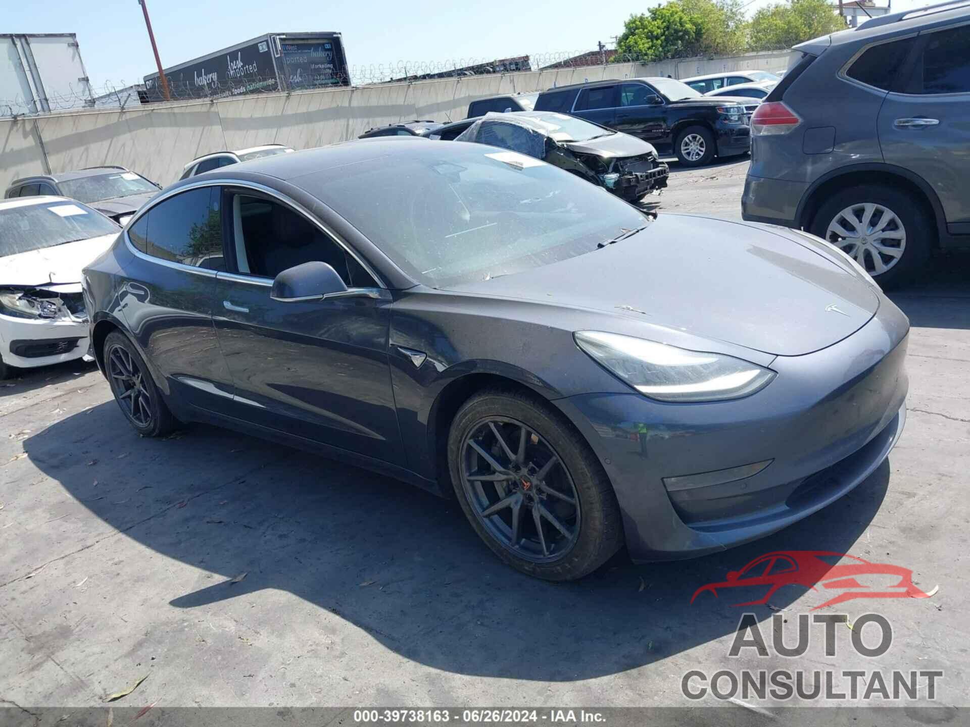 TESLA MODEL 3 2019 - 5YJ3E1EB4KF385906