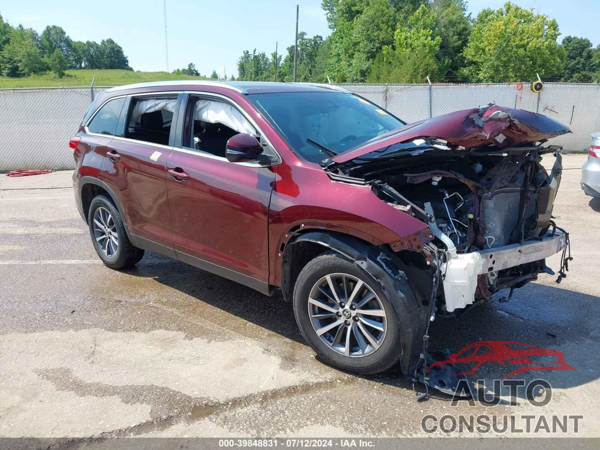 TOYOTA HIGHLANDER 2019 - 5TDKZRFH7KS298935