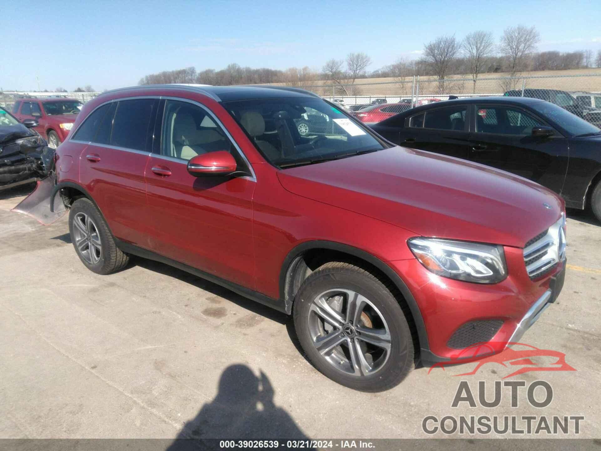 MERCEDES-BENZ GLC 300 2018 - WDC0G4KB9JV084111