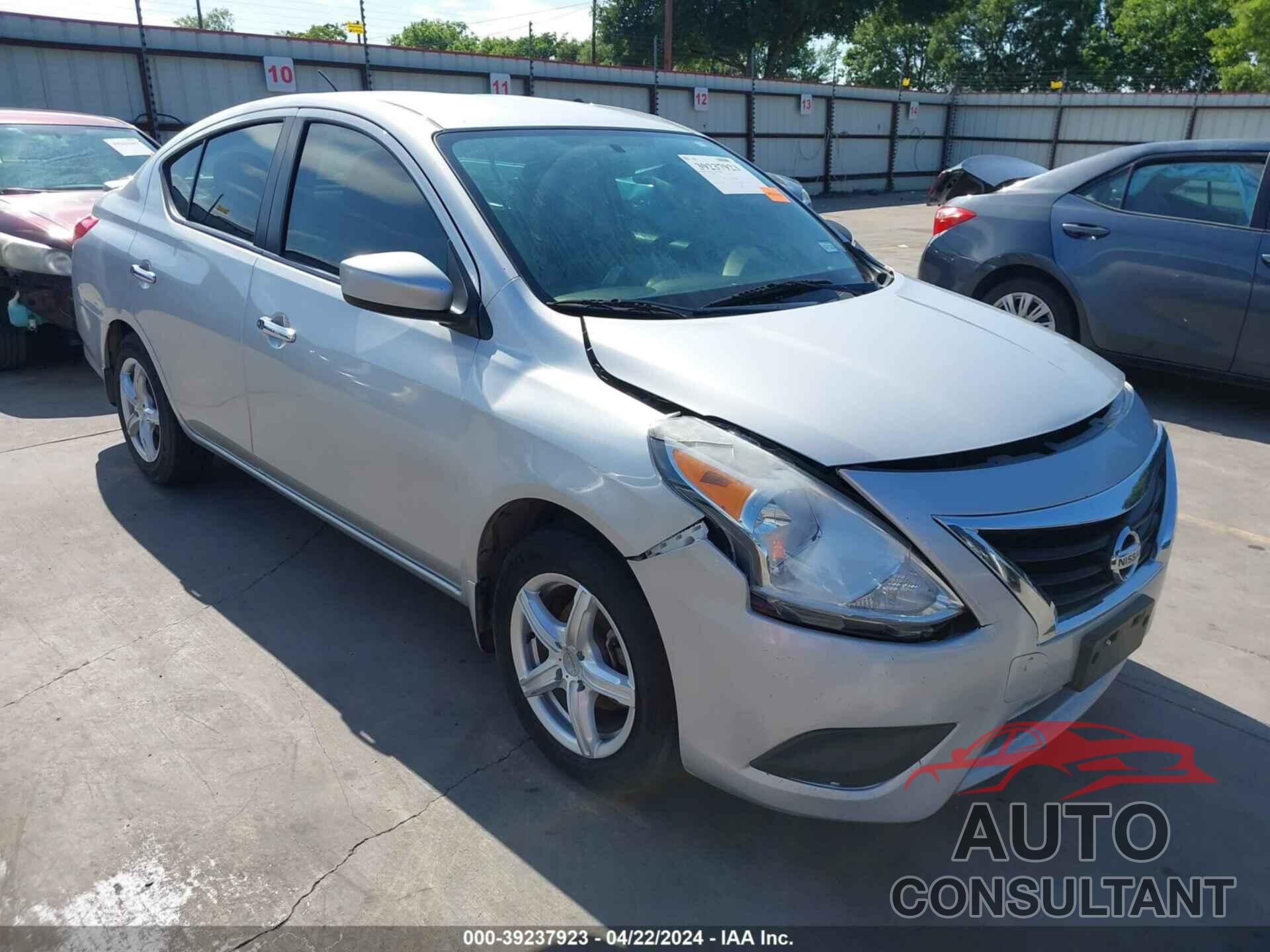 NISSAN VERSA 2019 - 3N1CN7AP3KL837952