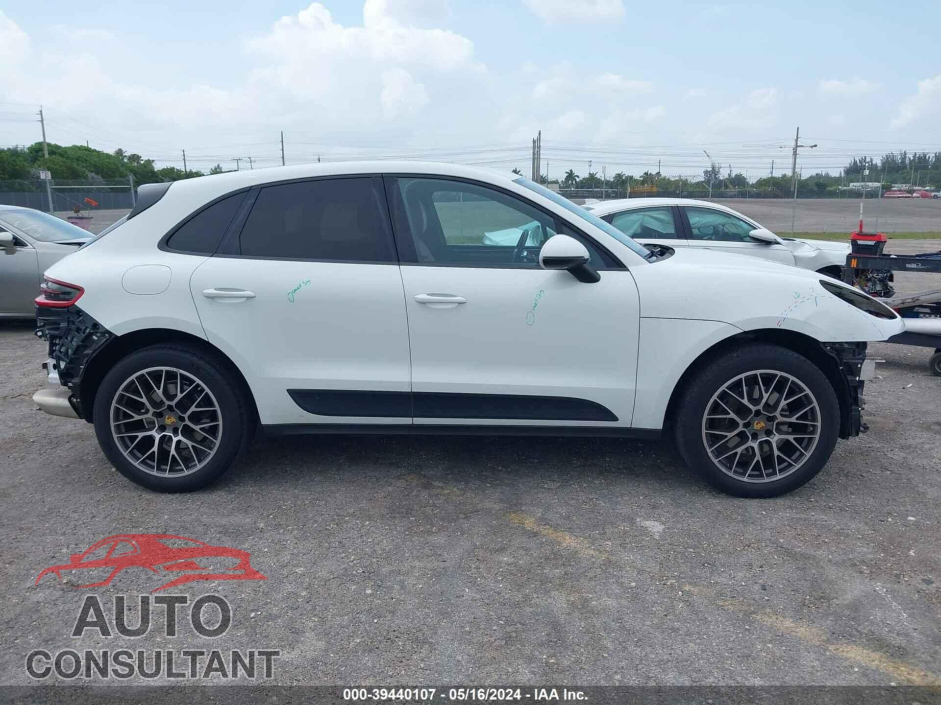 PORSCHE MACAN 2017 - WP1AA2A56HLB82545