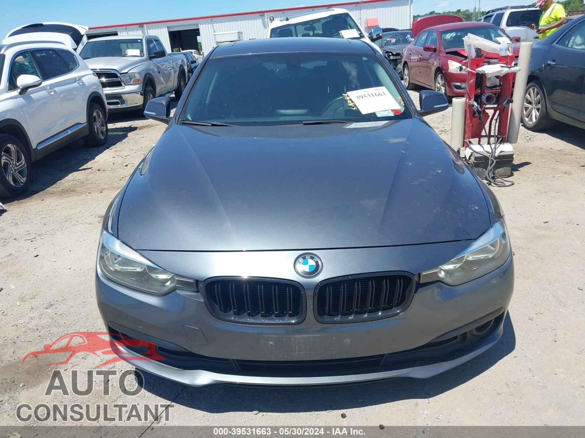 BMW 320I 2016 - WBA8E5G52GNU20114