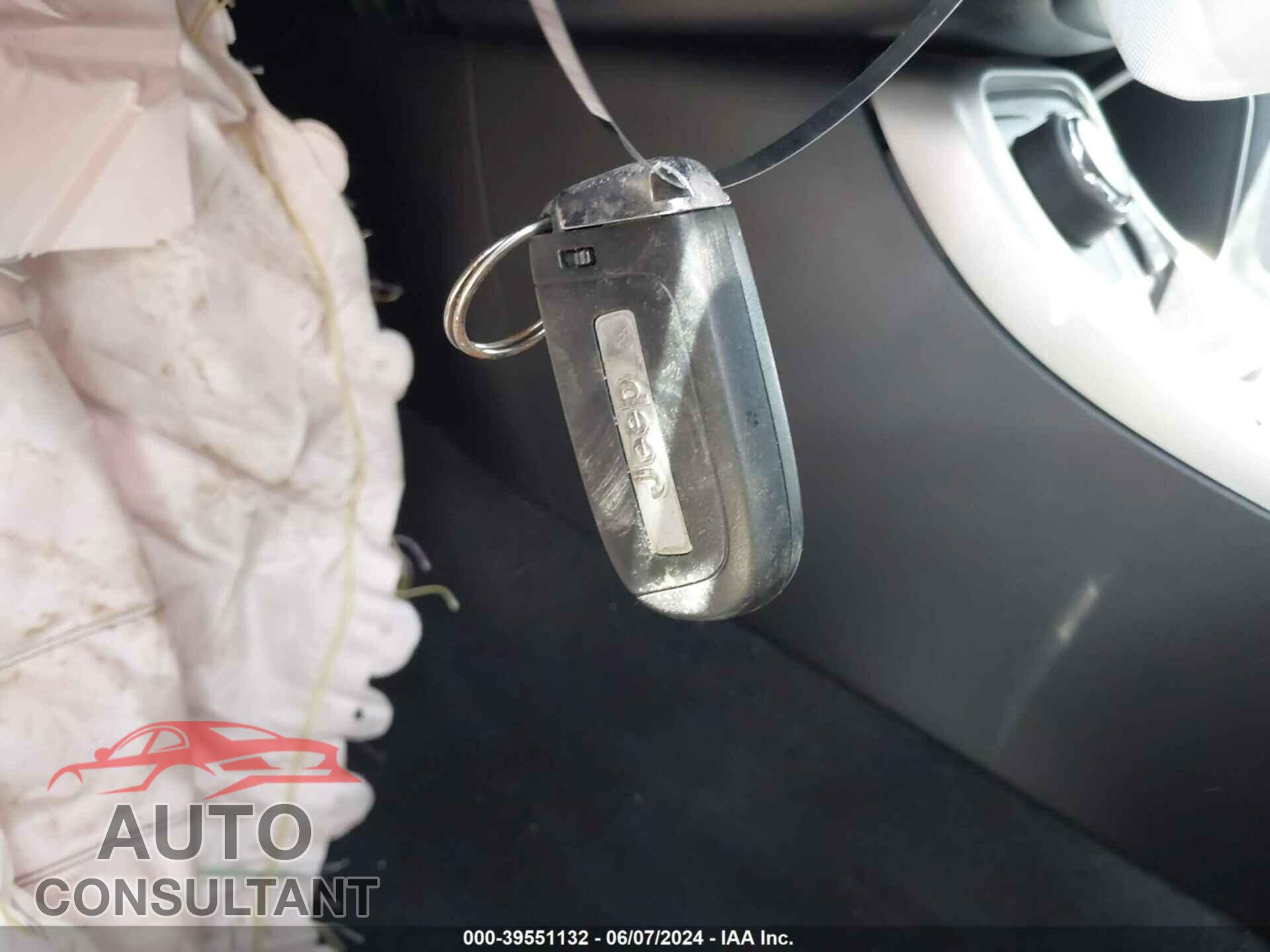 JEEP COMPASS 2019 - 3C4NJDBB4KT593988