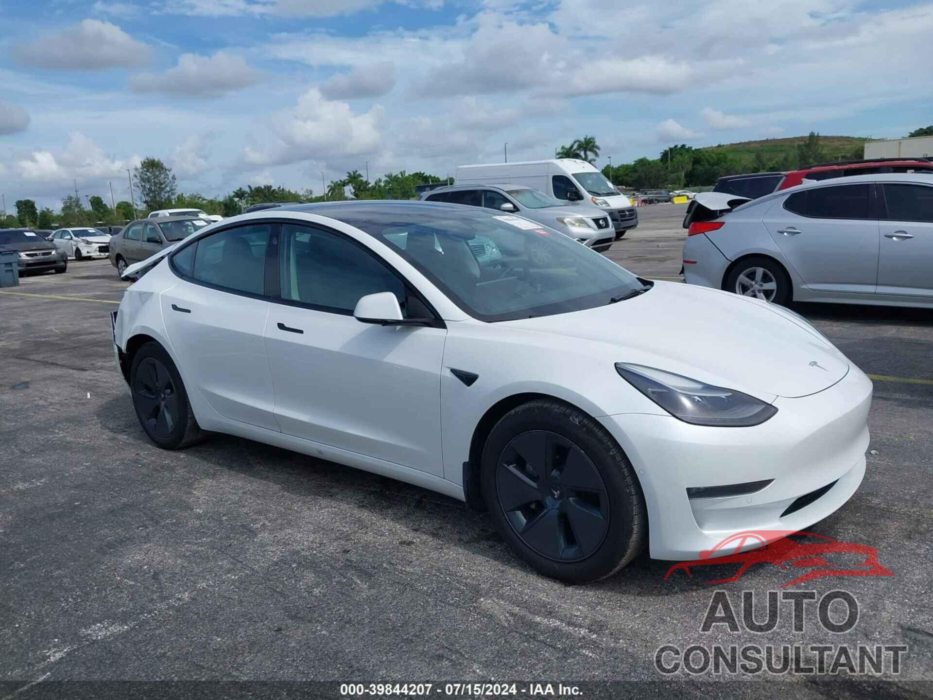 TESLA MODEL 3 2022 - 5YJ3E1EB0NF103085