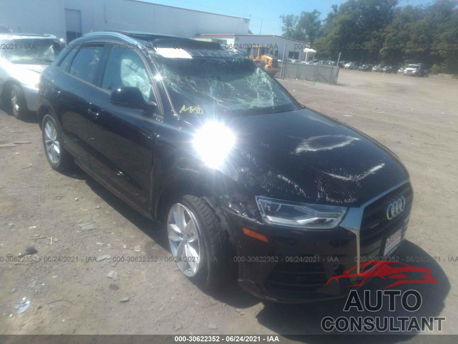 AUDI Q3 2017 - WA1ECCFS2HR007184