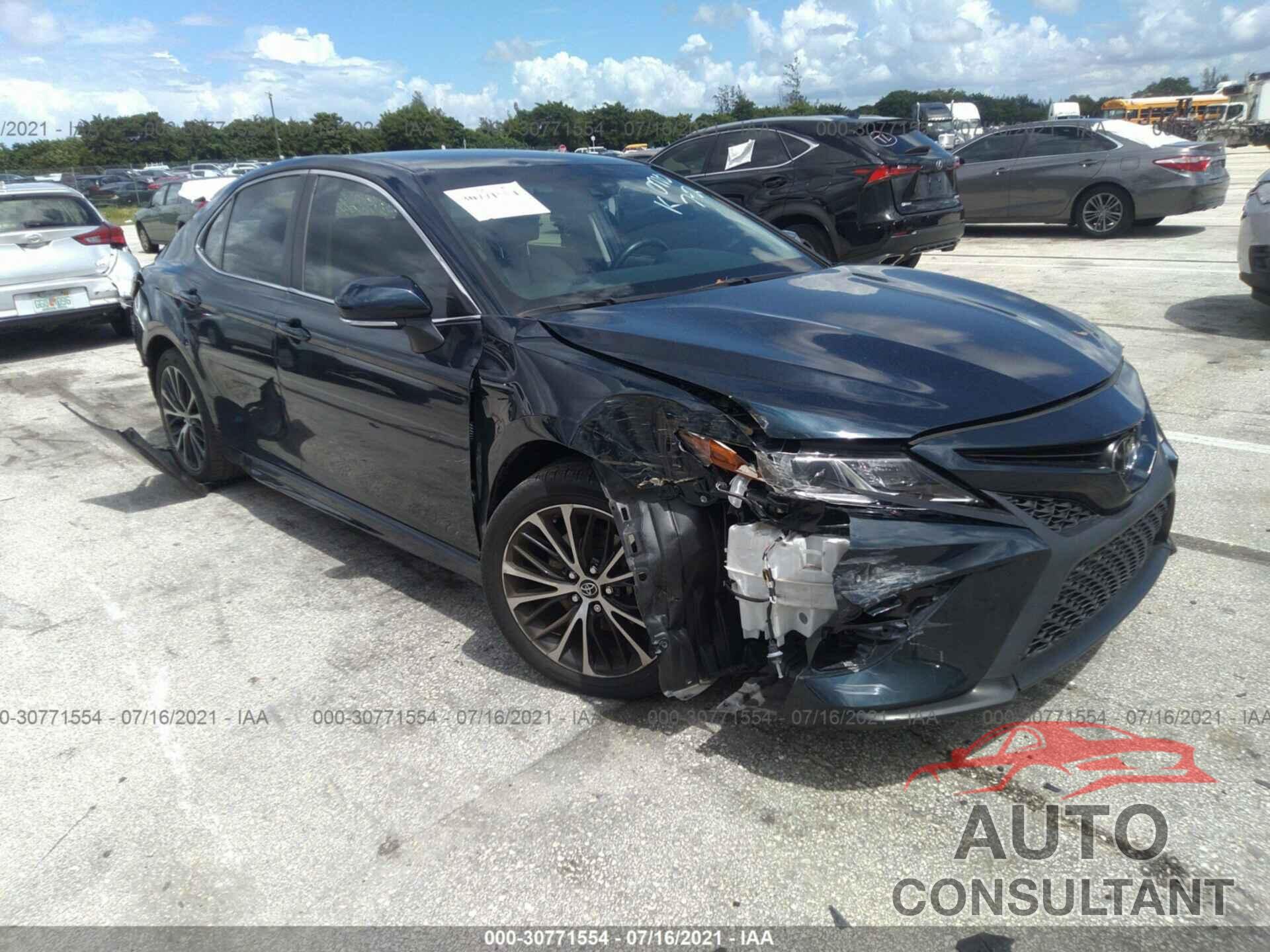TOYOTA CAMRY 2018 - JTNB11HK8J3050710