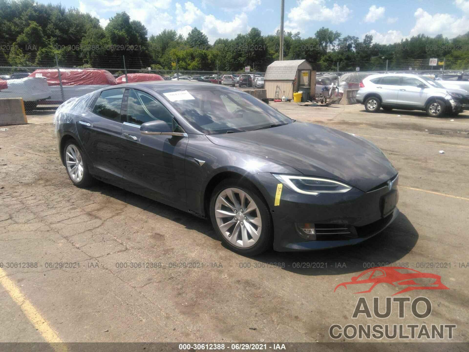 TESLA MODEL S 2019 - 5YJSA1E2XKF312756