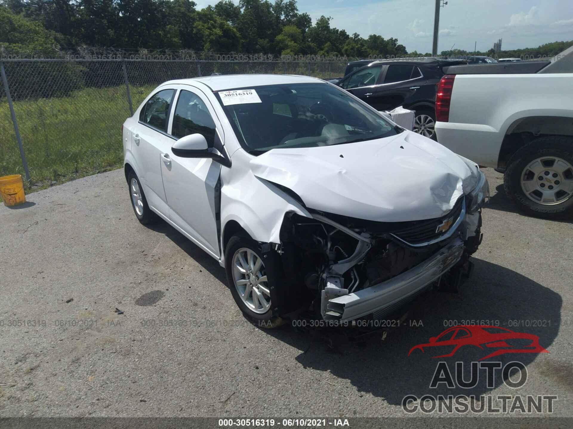 CHEVROLET SONIC 2020 - 1G1JD5SB9L4110264