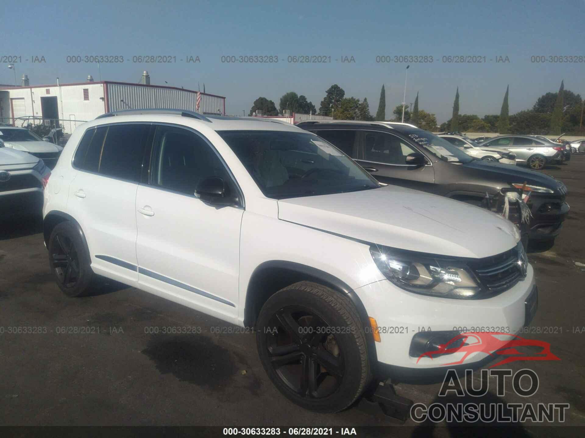 VOLKSWAGEN TIGUAN 2017 - WVGUV7AXXHK017519