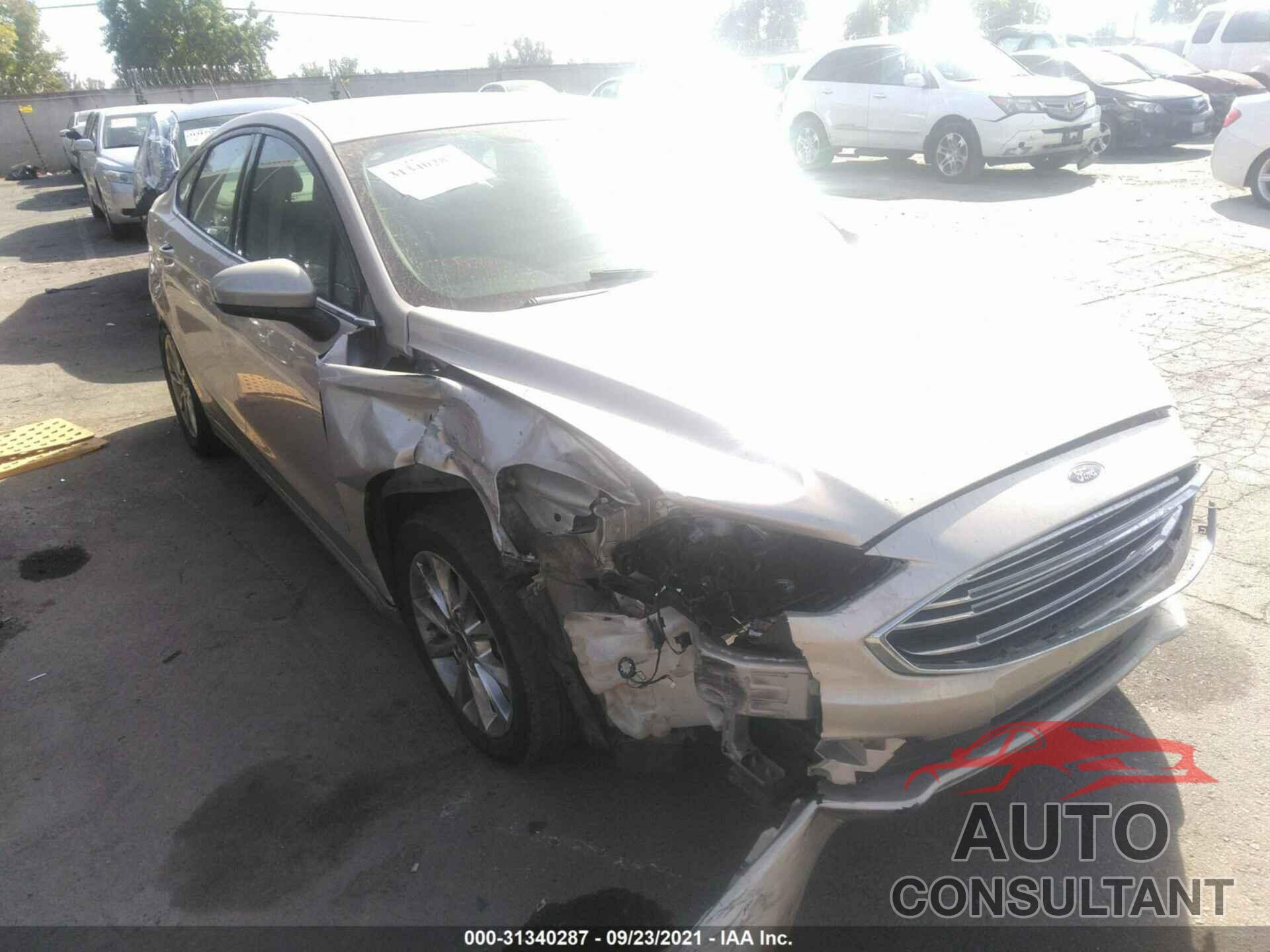 FORD FUSION 2017 - 3FA6P0H71HR109611