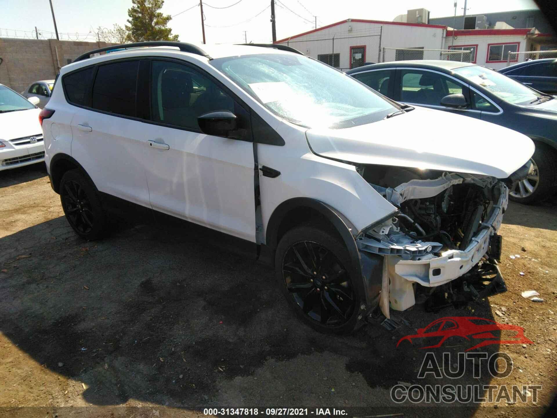 FORD ESCAPE 2019 - 1FMCU0GD8KUA54857