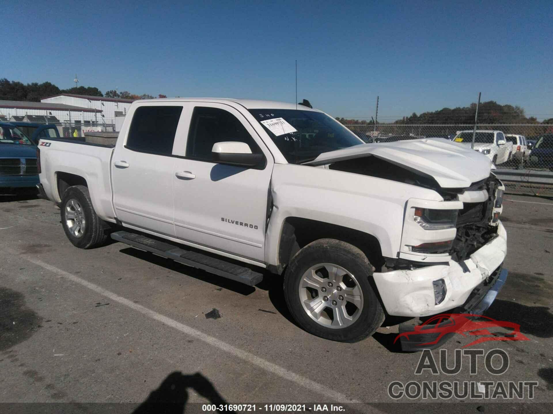 CHEVROLET SILVERADO 1500 2018 - 3GCUKREC9JG564696