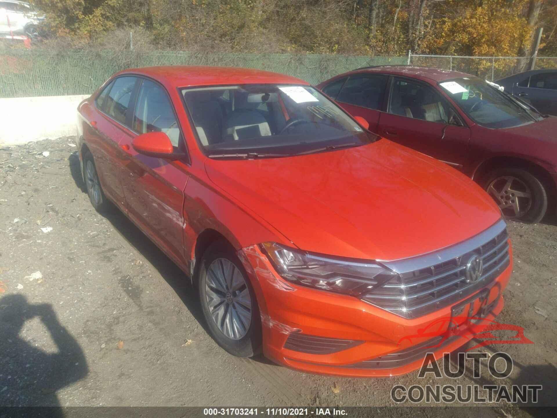 VOLKSWAGEN JETTA 2019 - 3VWC57BU4KM232833