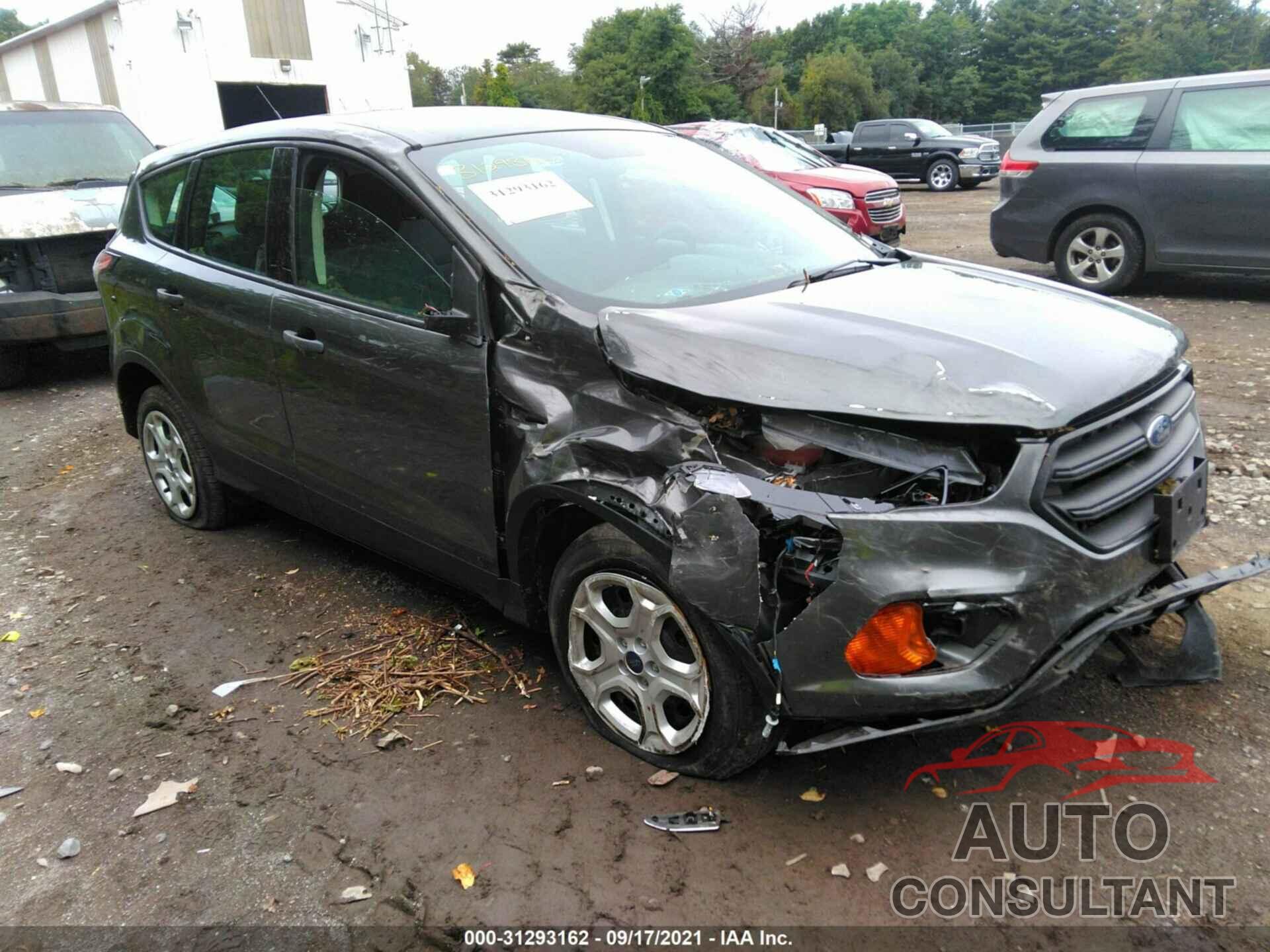 FORD ESCAPE 2018 - 1FMCU0F76JUA79900