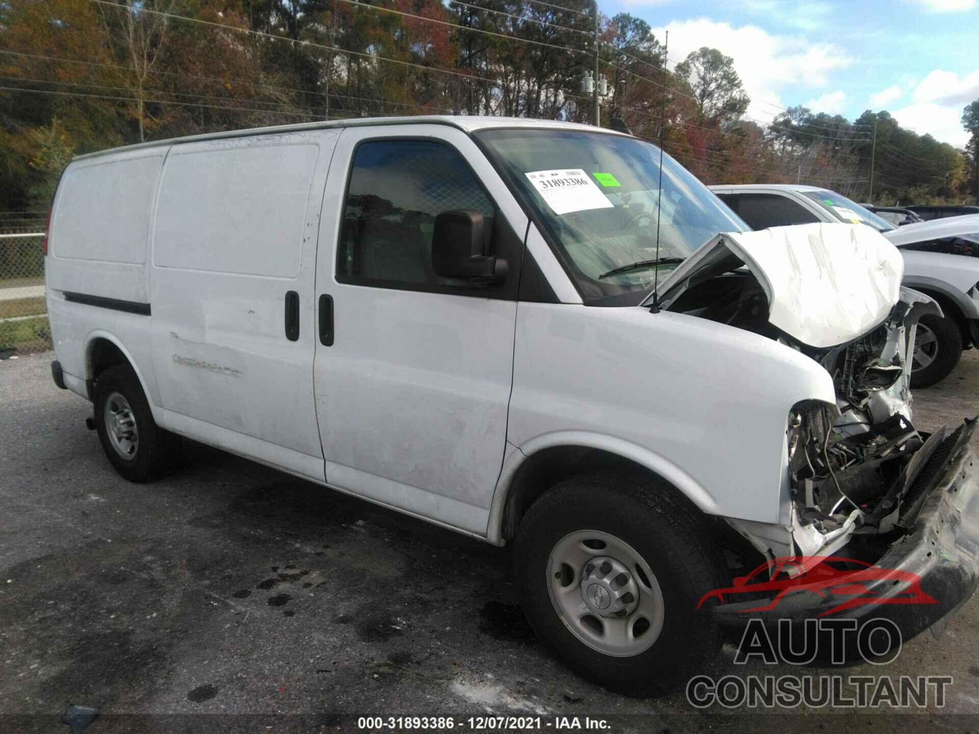 CHEVROLET EXPRESS CARGO VAN 2016 - 1GCWGAFF1G1220937