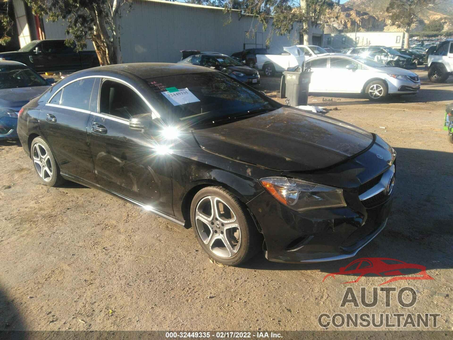 MERCEDES-BENZ CLA 2018 - WDDSJ4EB8JN589154