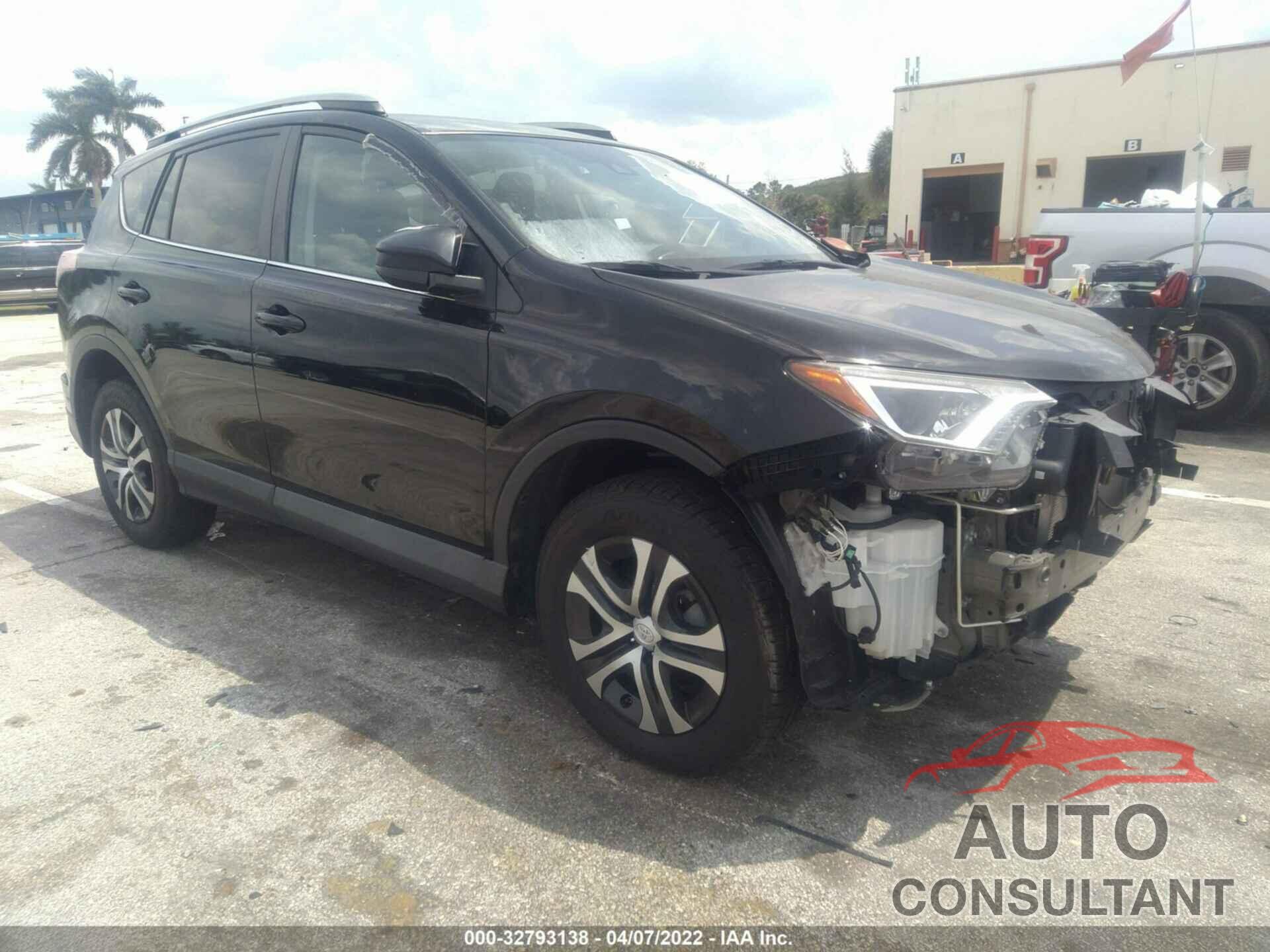 TOYOTA RAV4 2018 - 2T3ZFREV3JW499520