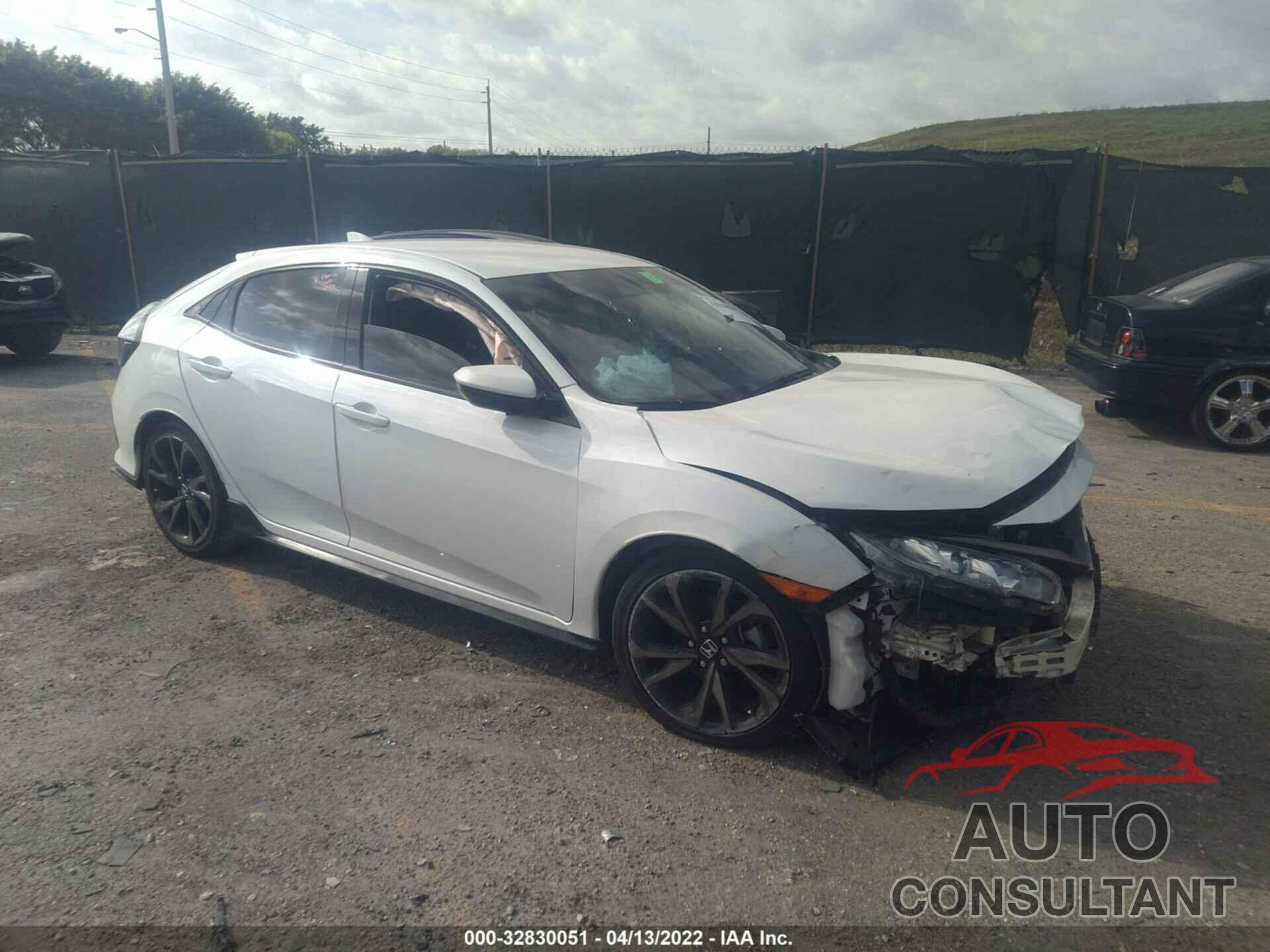 HONDA CIVIC HATCHBACK 2019 - SHHFK7H46KU207855