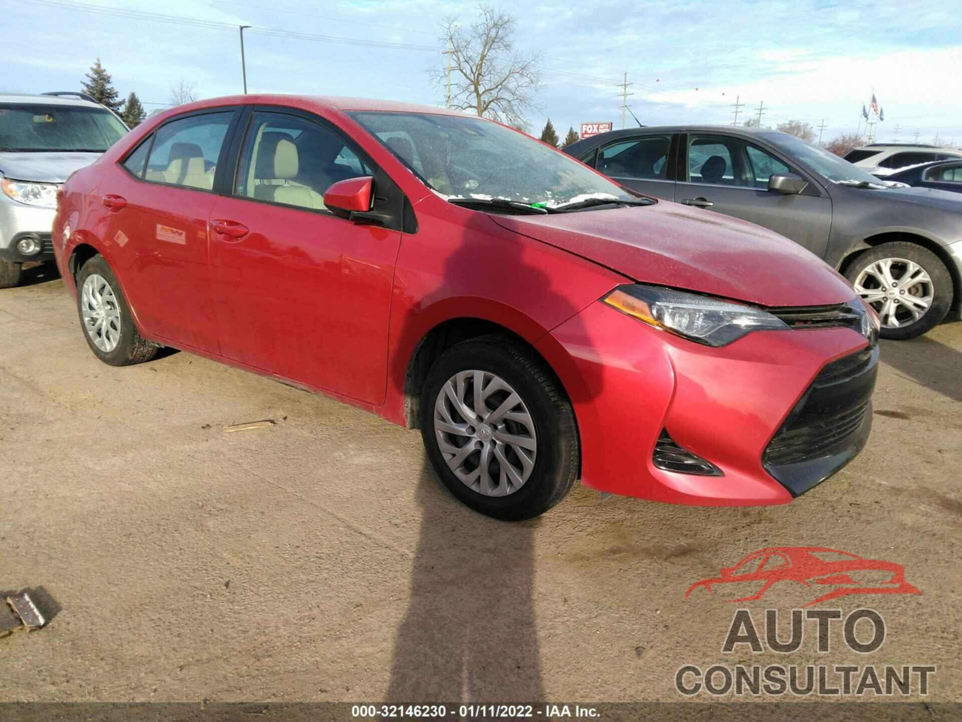 TOYOTA COROLLA 2018 - 2T1BURHE6JC002411