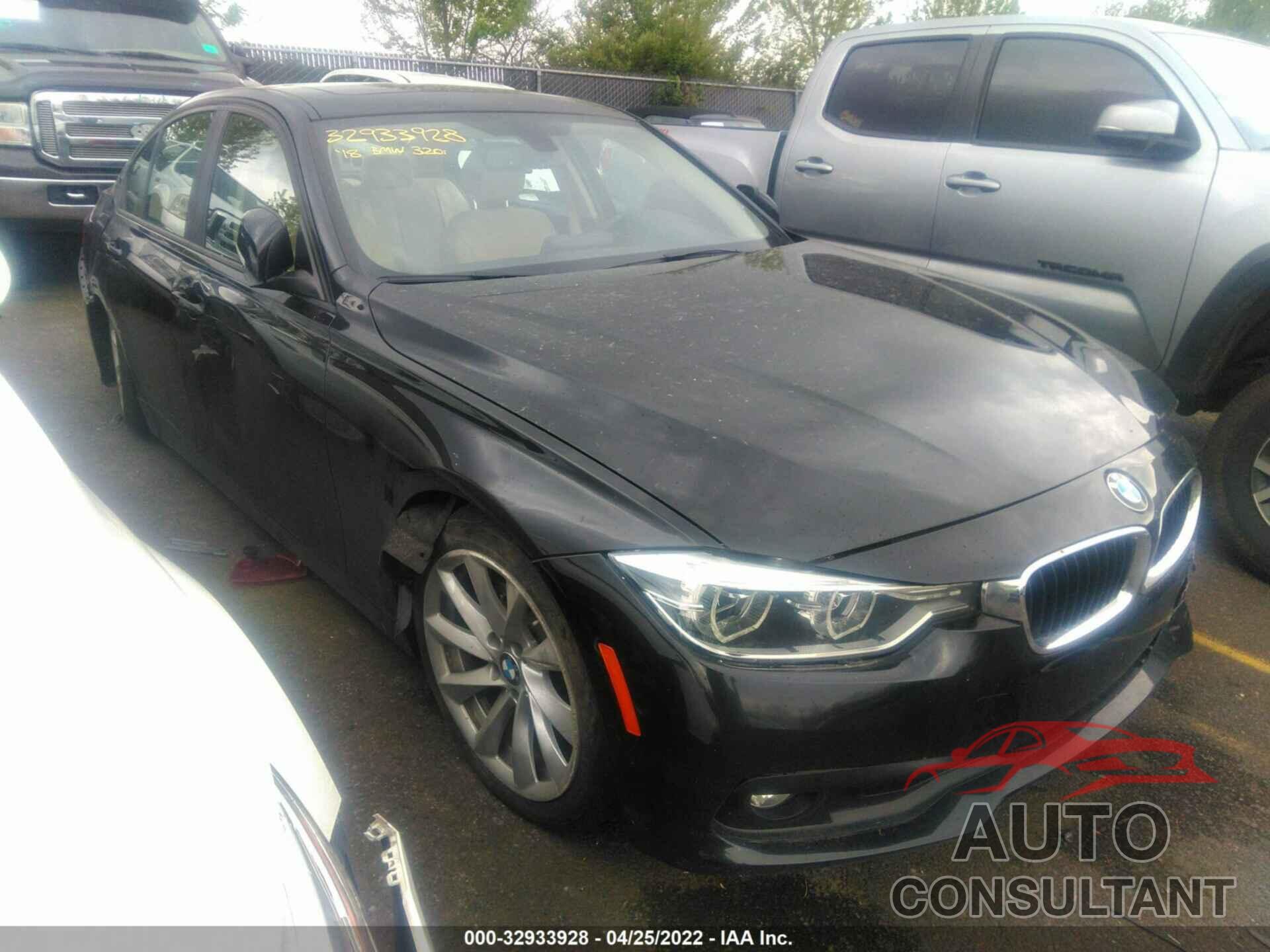 BMW 3 SERIES 2018 - WBA8A3C59JA505388