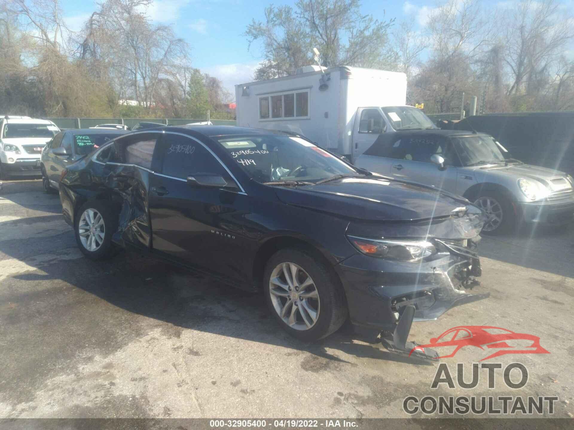 CHEVROLET MALIBU 2017 - 1G1ZE5ST2HF124964