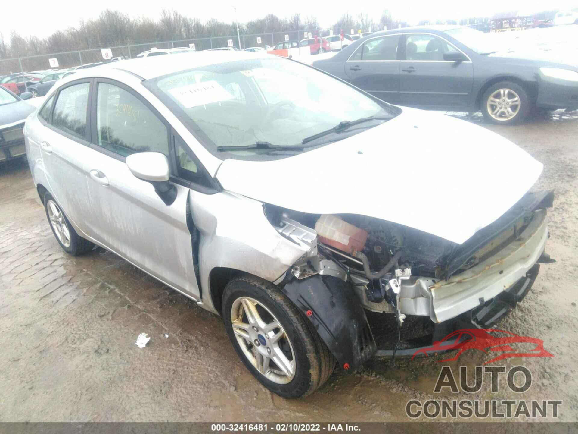 FORD FIESTA 2018 - 3FADP4BJ7JM122224