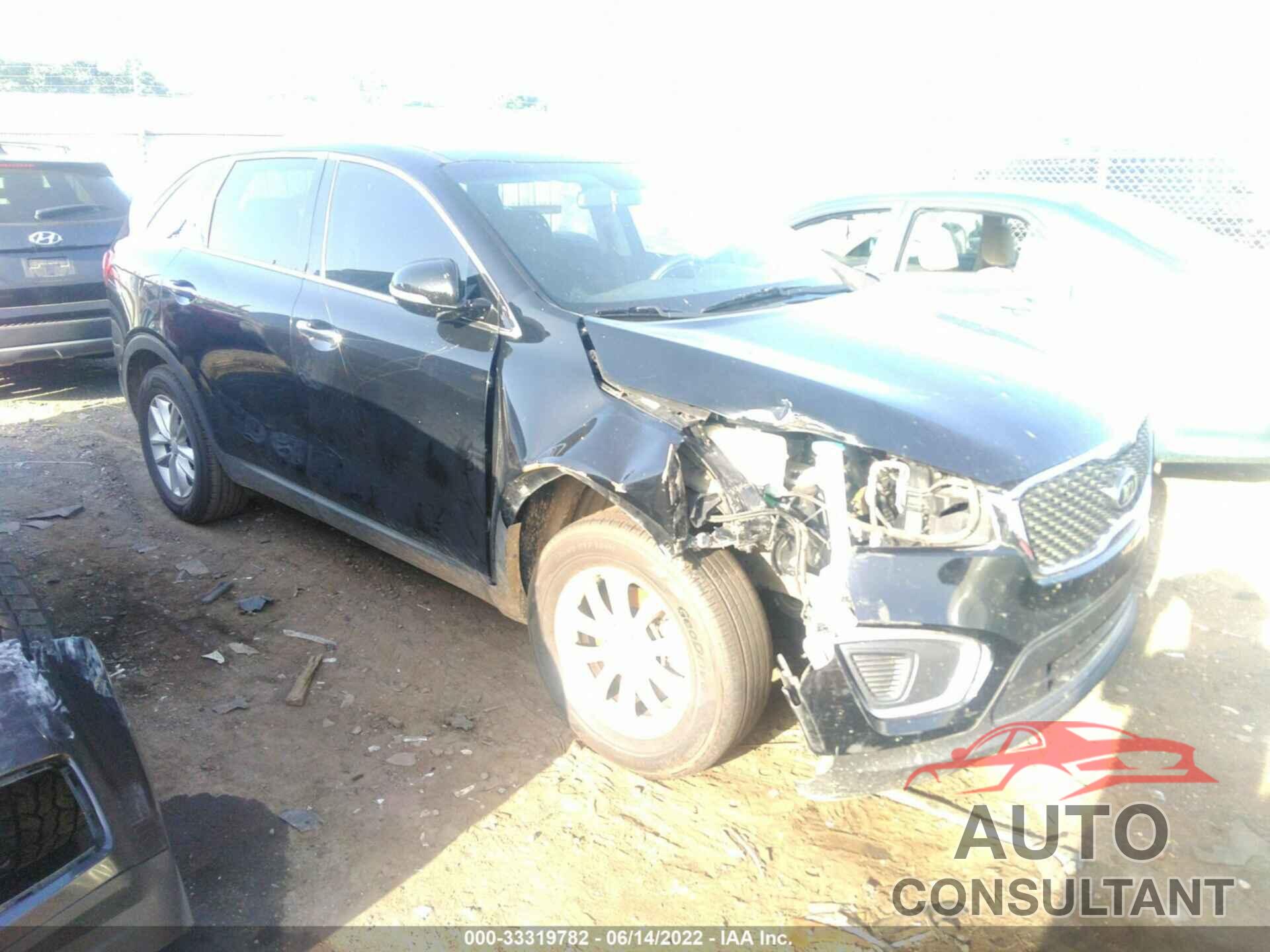 KIA SORENTO 2017 - 5XYPG4A39HG221239