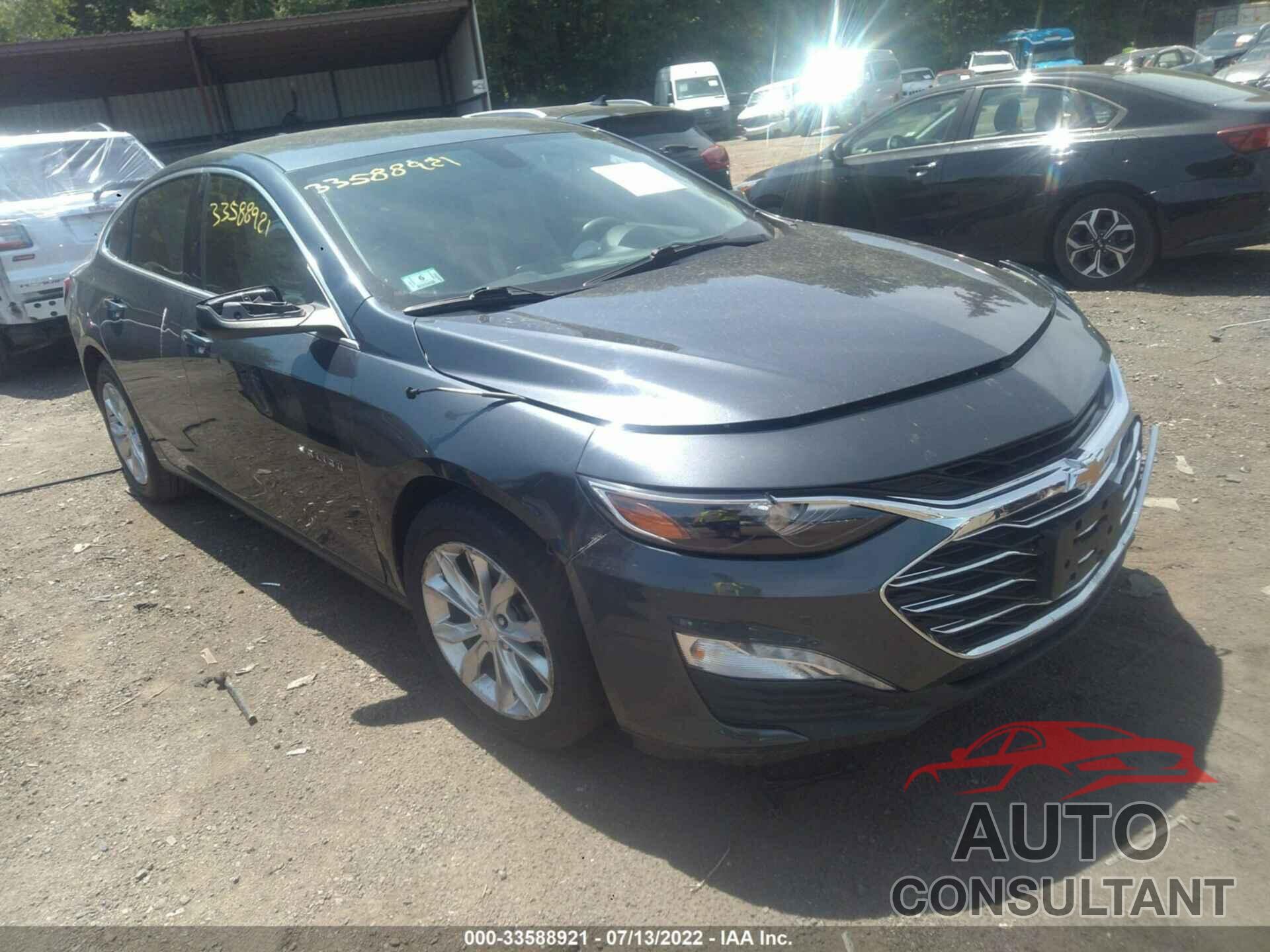 CHEVROLET MALIBU 2019 - 1G1ZD5ST8KF105541