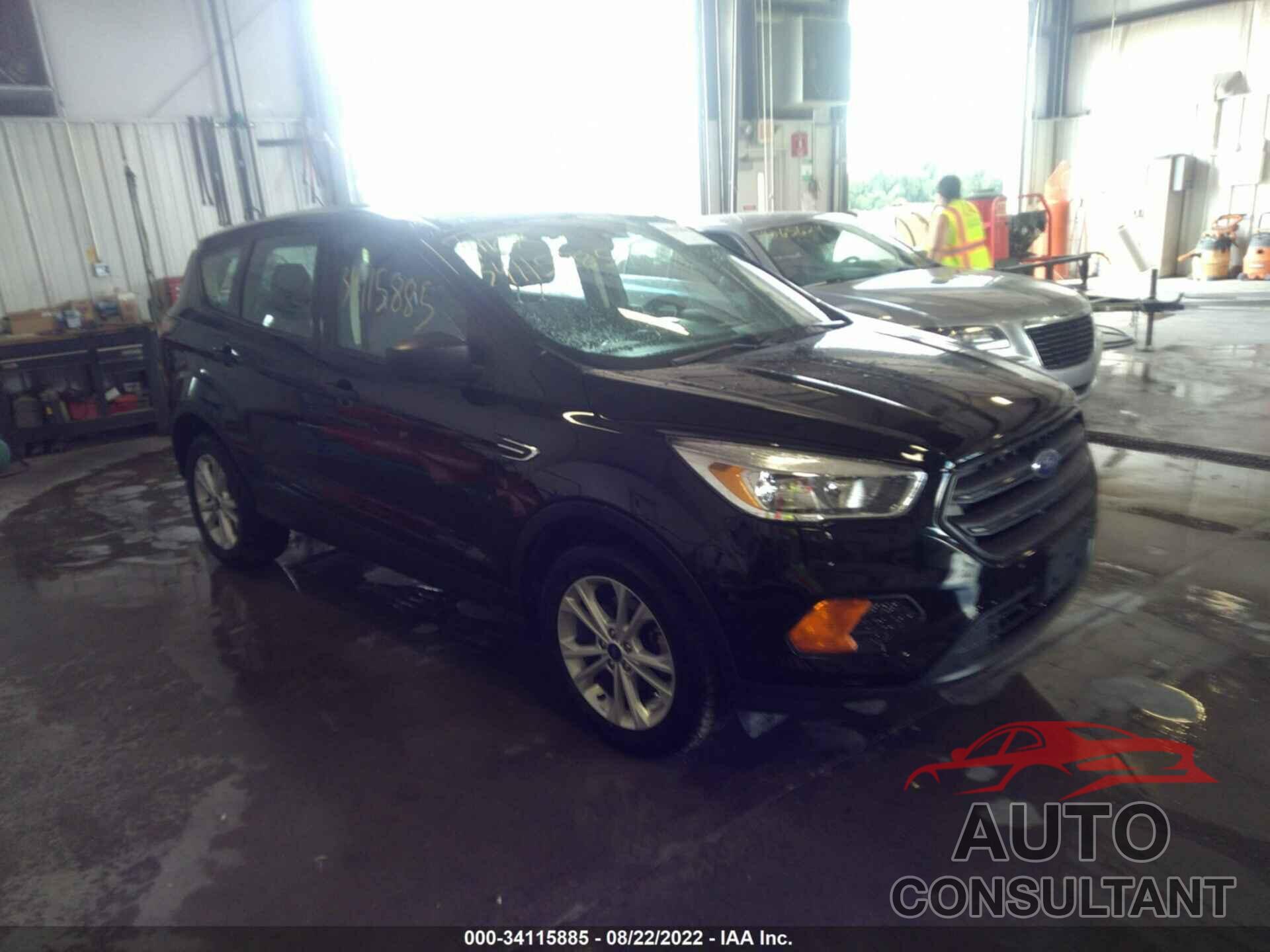 FORD ESCAPE 2017 - 1FMCU0F73HUA38859