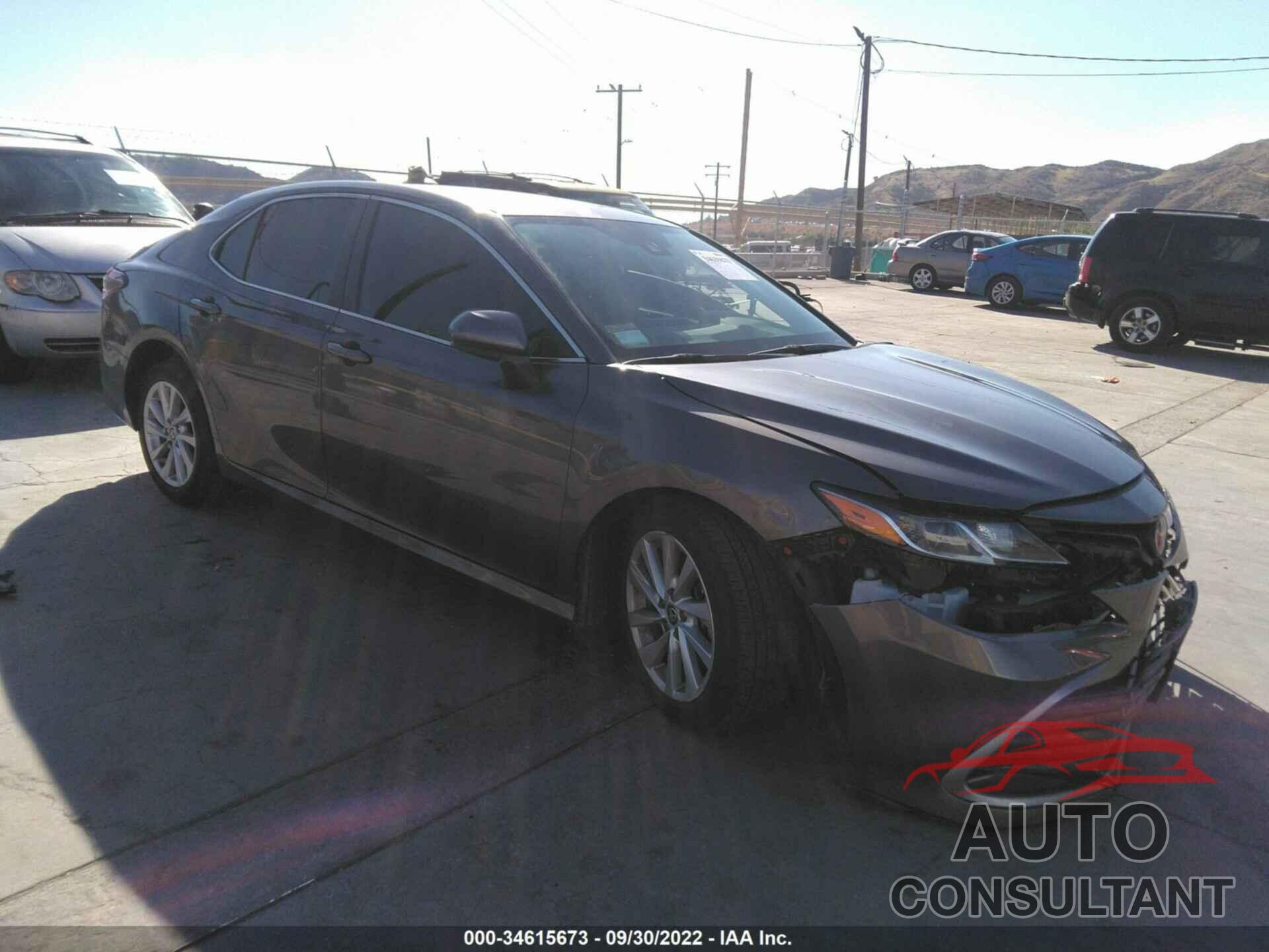 TOYOTA CAMRY 2021 - 4T1C11AK3MU538301