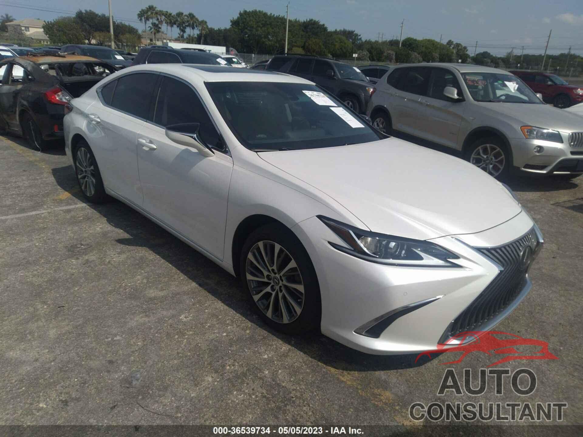 LEXUS ES 2020 - 58ADZ1B10LU075706