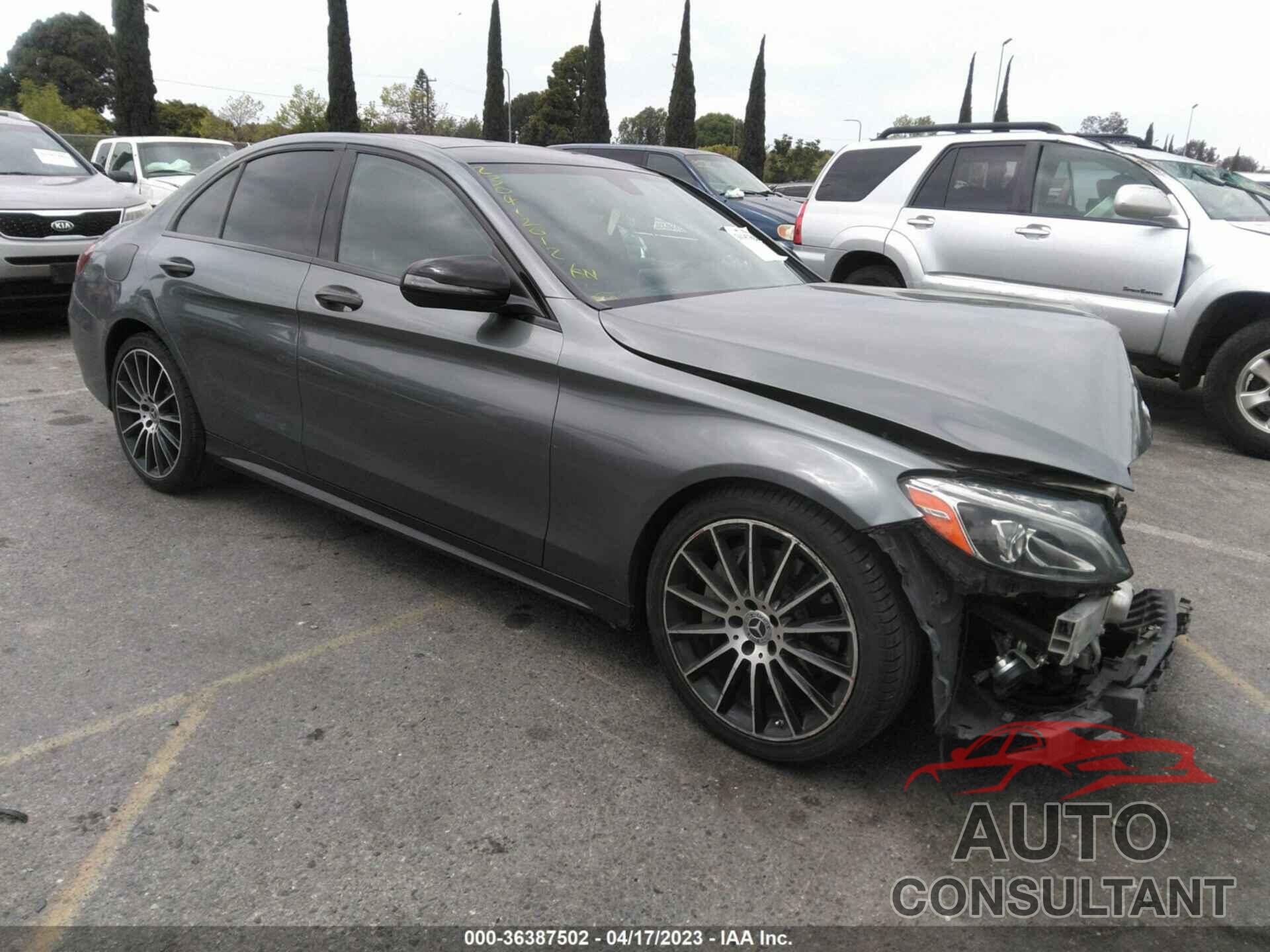 MERCEDES-BENZ C-CLASS 2017 - 55SWF4JB0HU226017
