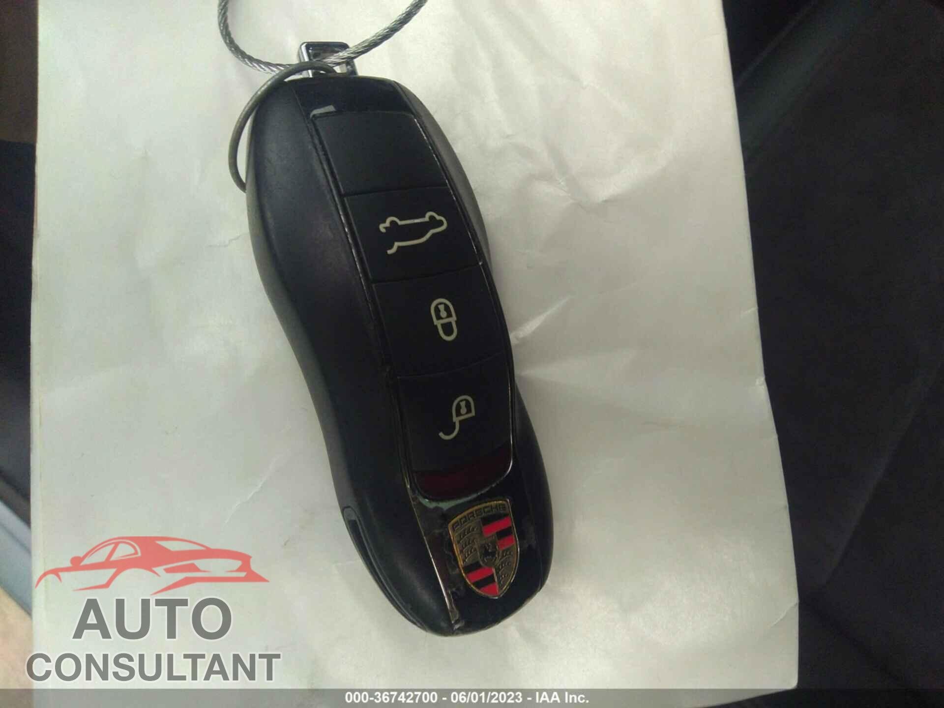 PORSCHE MACAN 2015 - WP1AB2A5XFLB50188
