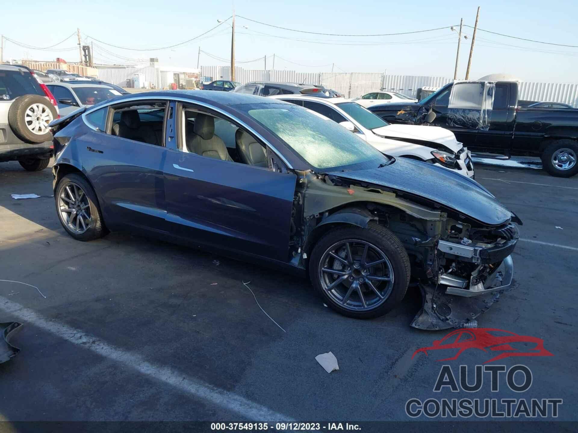 TESLA MODEL 3 2020 - 5YJ3E1EAXLF495819