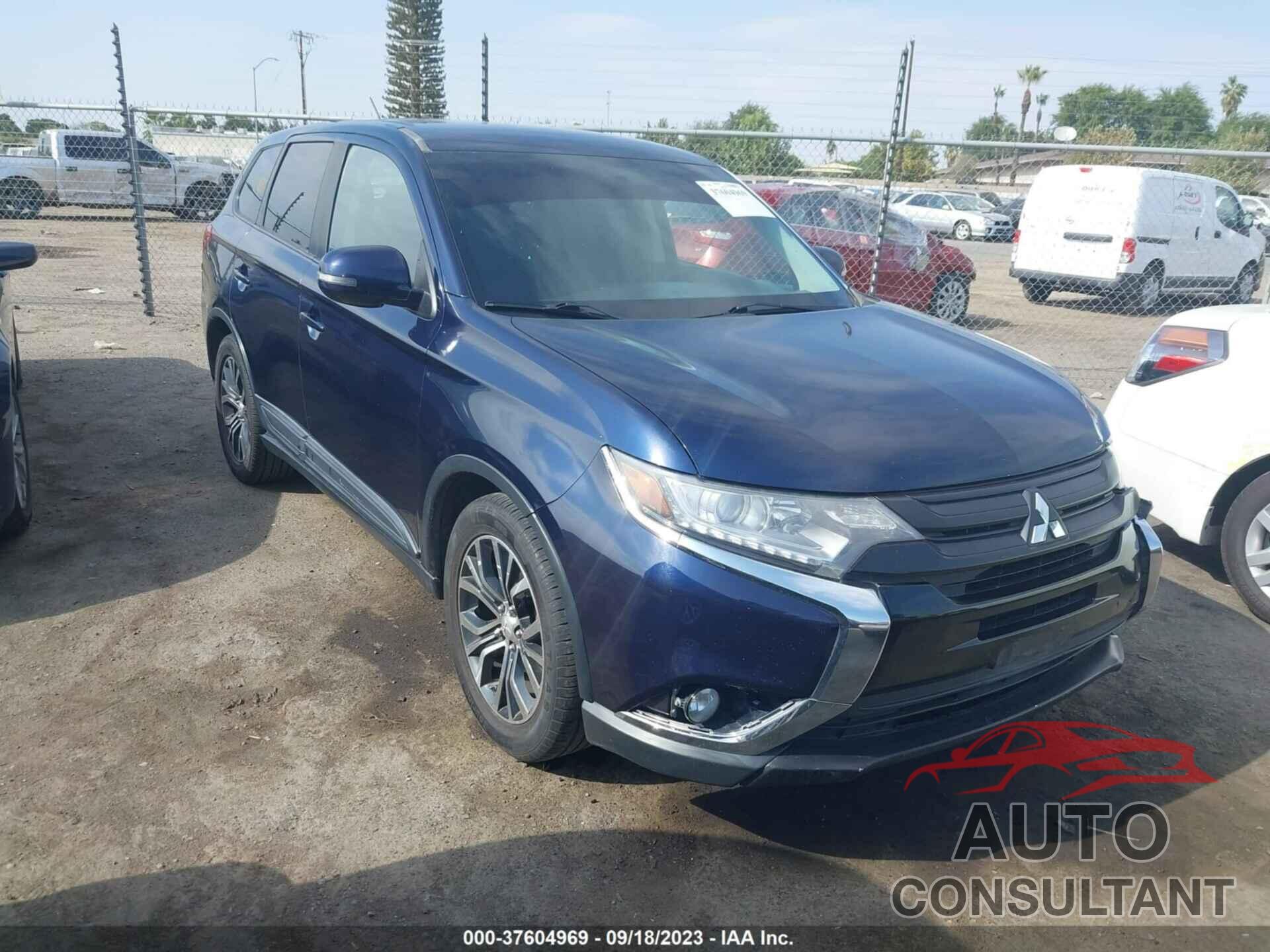 MITSUBISHI OUTLANDER 2016 - JA4AD3A38GZ012402
