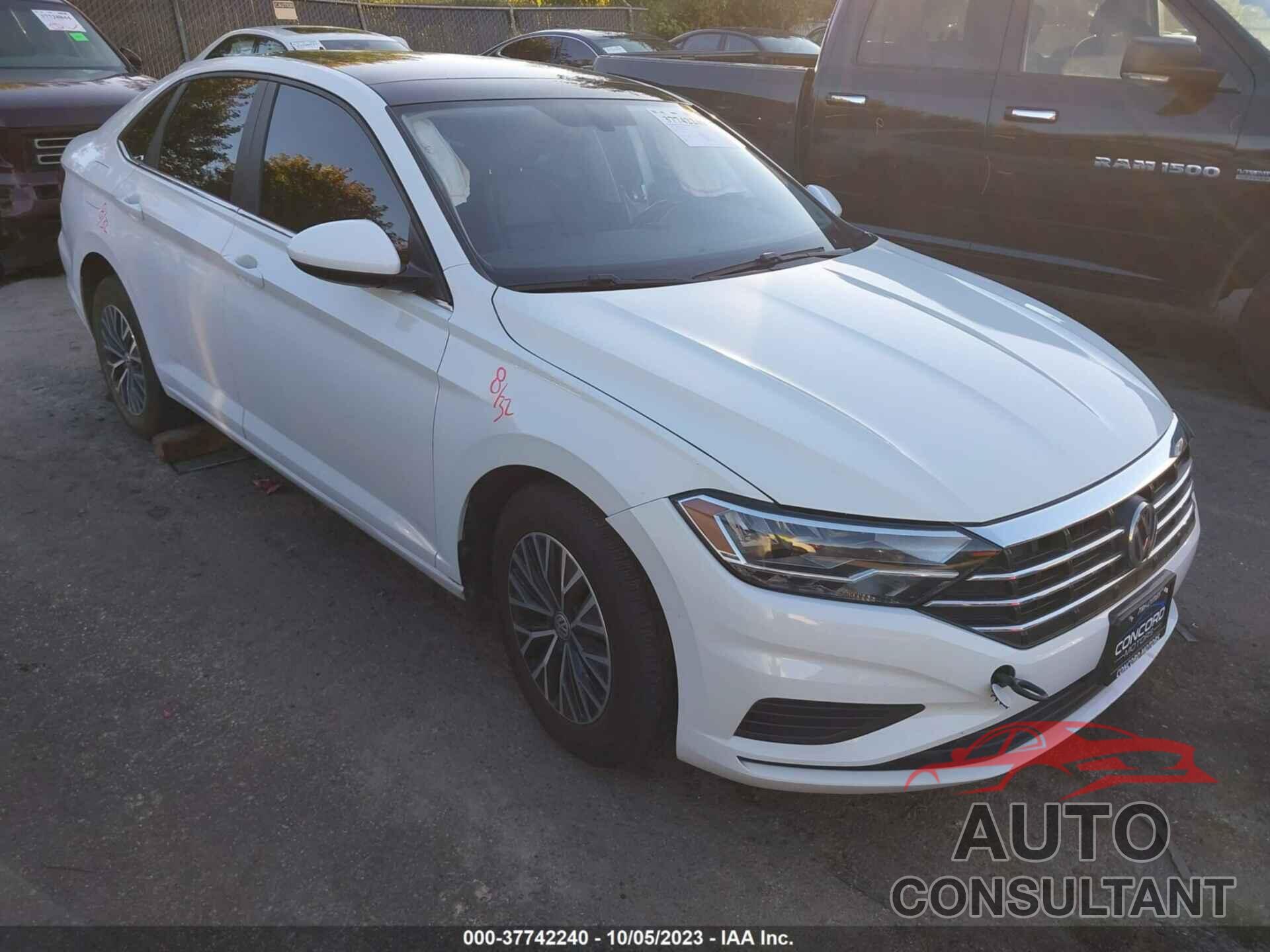 VOLKSWAGEN JETTA 2019 - 3VWC57BU0KM140604