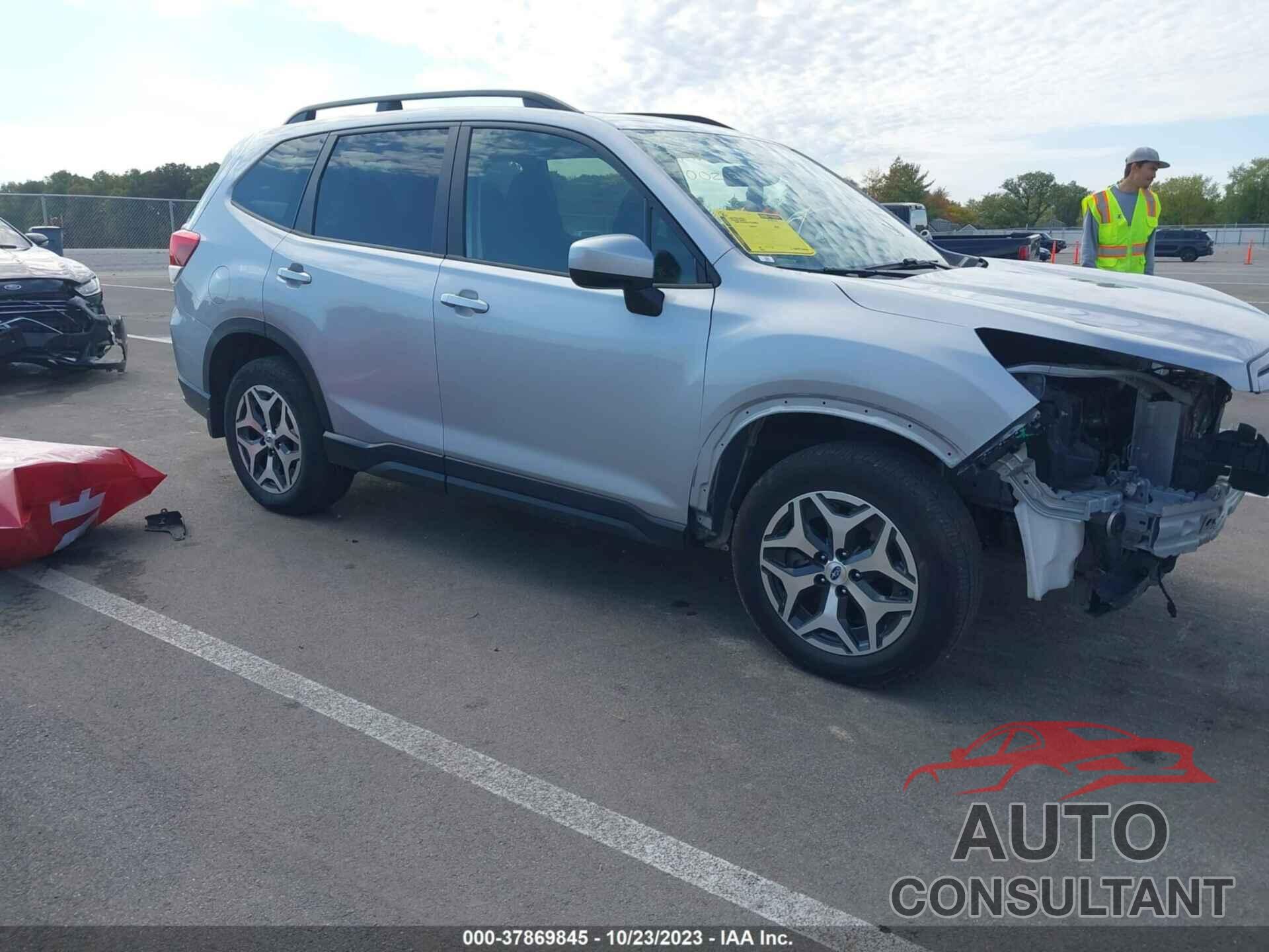 SUBARU FORESTER 2019 - JF2SKAEC6KH400212