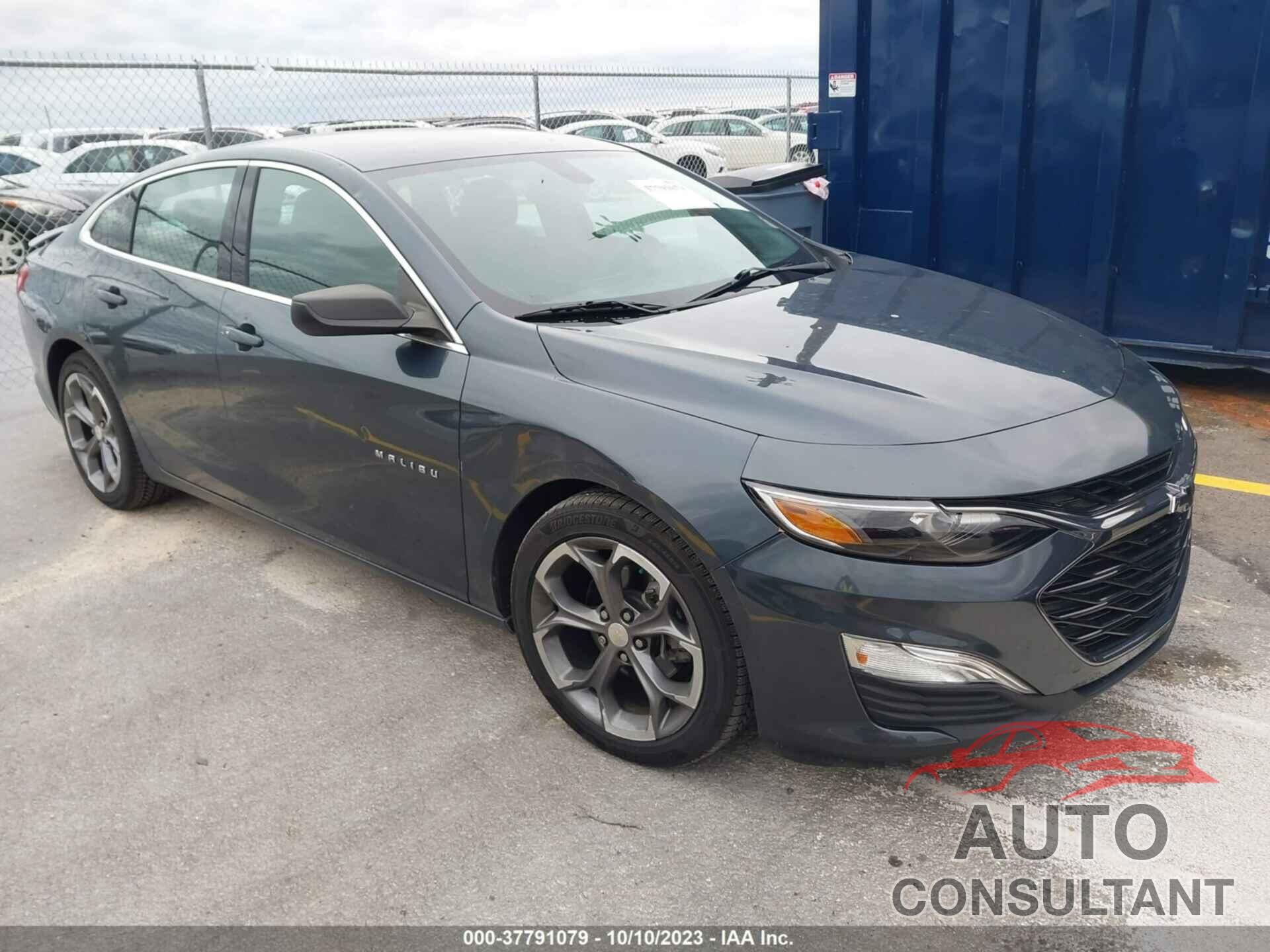 CHEVROLET MALIBU 2019 - 1G1ZG5ST4KF222766