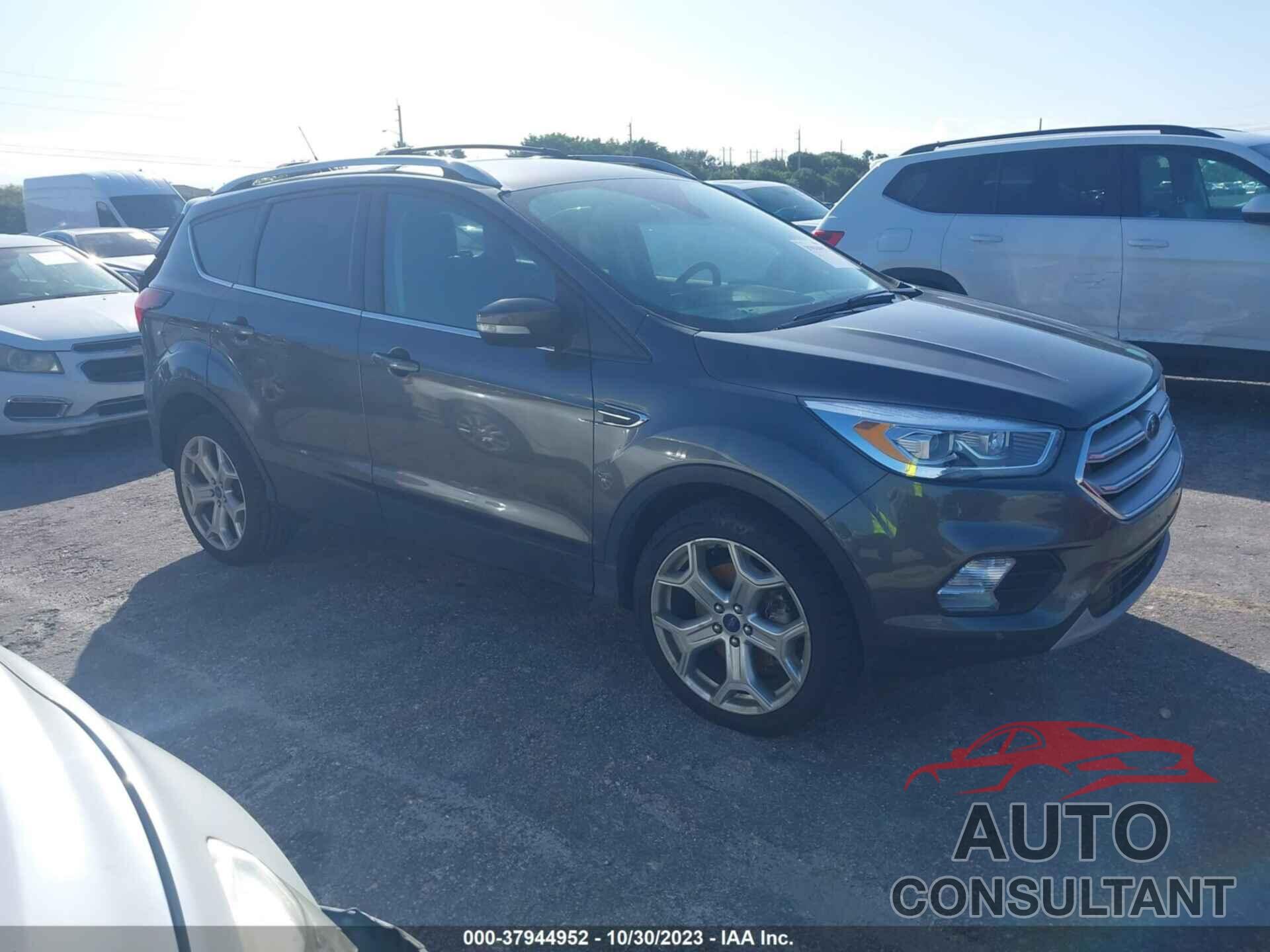 FORD ESCAPE 2019 - 1FMCU9J93KUB49089