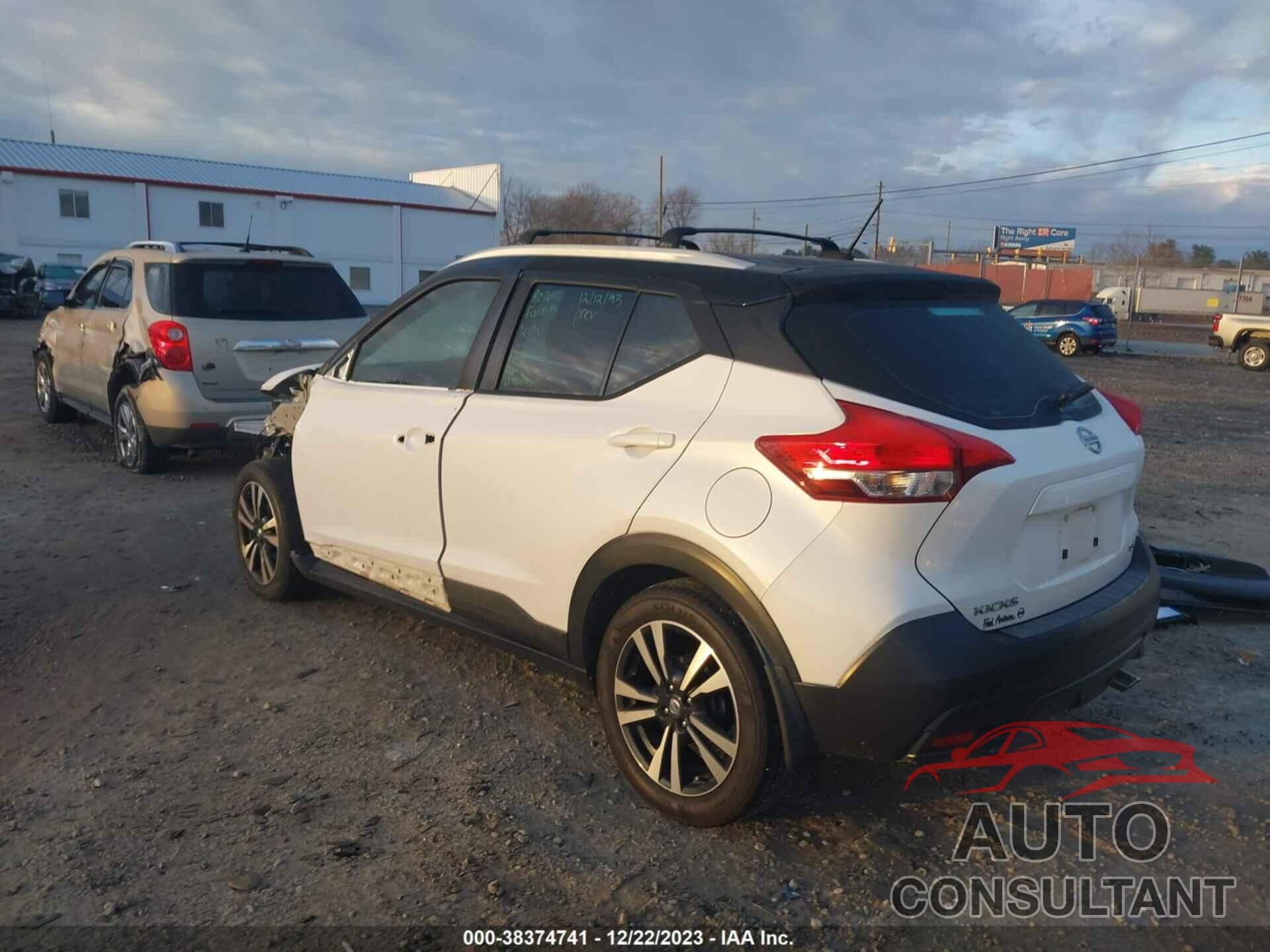 NISSAN KICKS 2019 - 3N1CP5CU6KL504128