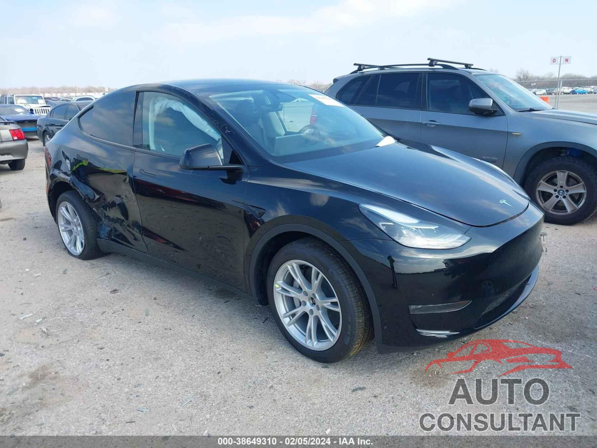 TESLA MODEL Y 2023 - 7SAYGDEE9PA184800