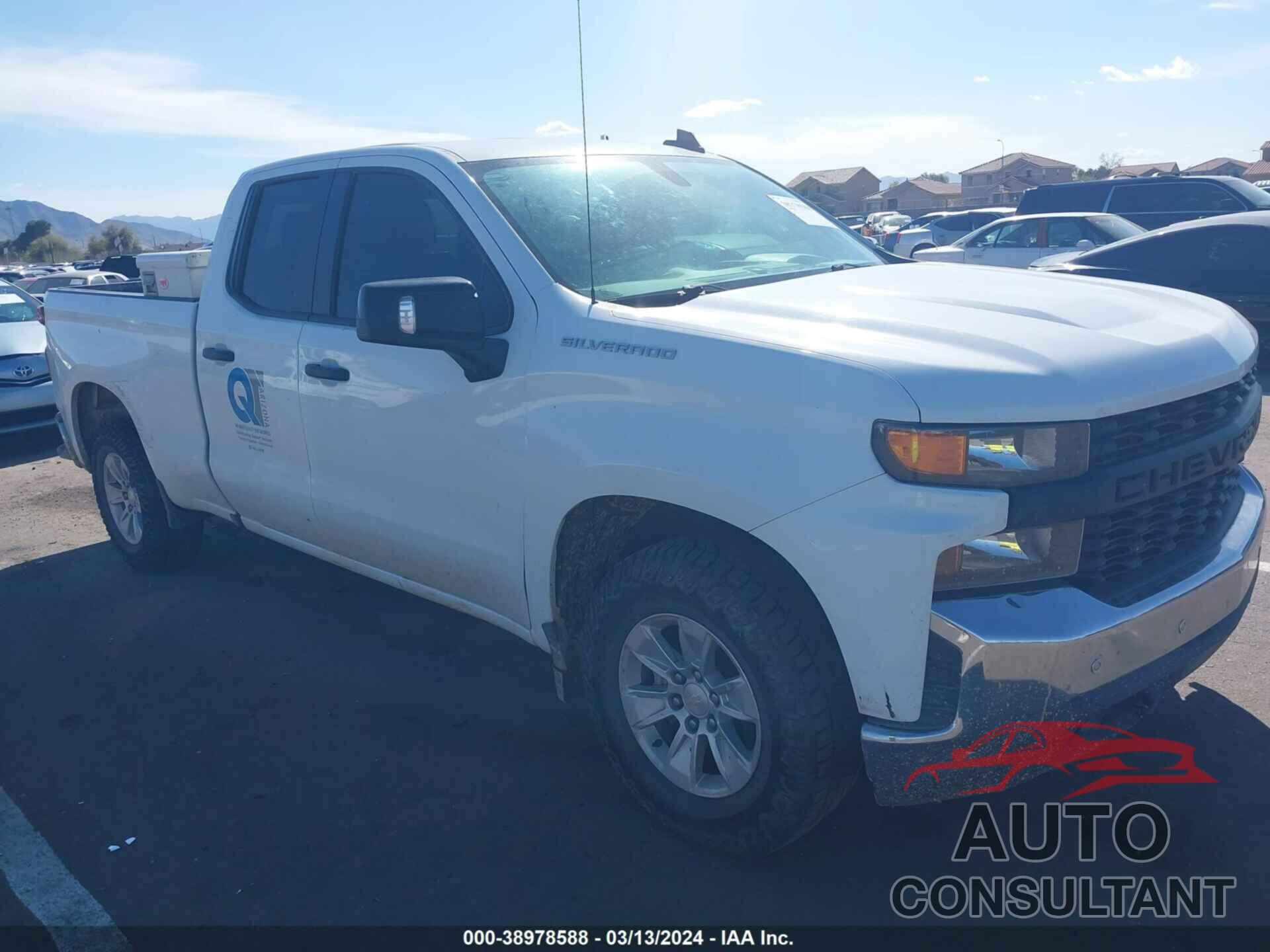 CHEVROLET SILVERADO 1500 2019 - 1GCRWAEF6KZ425309