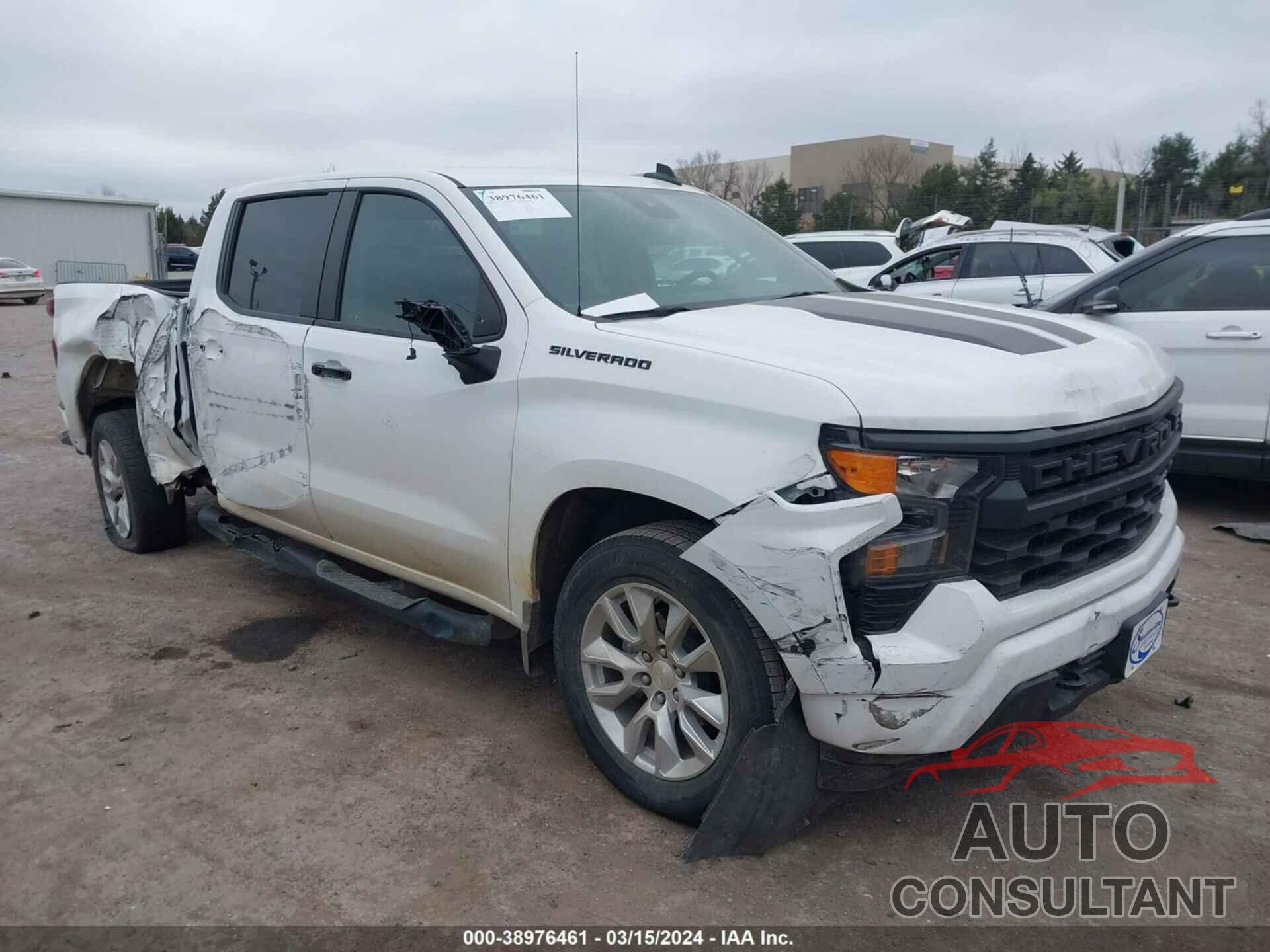 CHEVROLET SILVERADO 1500 2023 - 1GCPABEK8PZ205699
